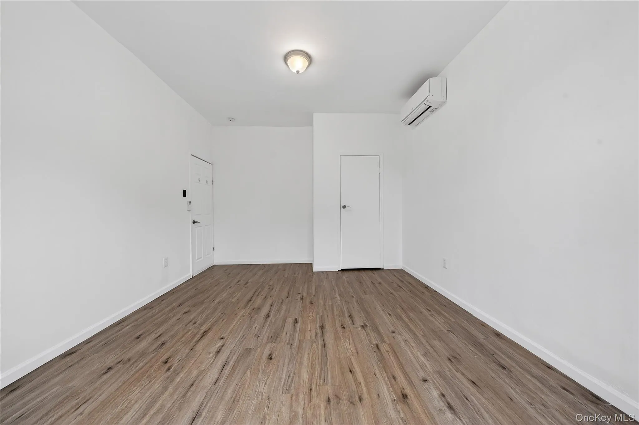 647 Manida Street, New York, NY, 3 Bedrooms Bedrooms, 7 Rooms Rooms,1 BathroomBathrooms,Residential Lease,For Rent,Manida,0,1004786 647 Manida Street, New York, NY, 3 Bedrooms Bedrooms, 7 Rooms Rooms,1 BathroomBathrooms,Residential Lease,For Rent,Manida,0,1004786