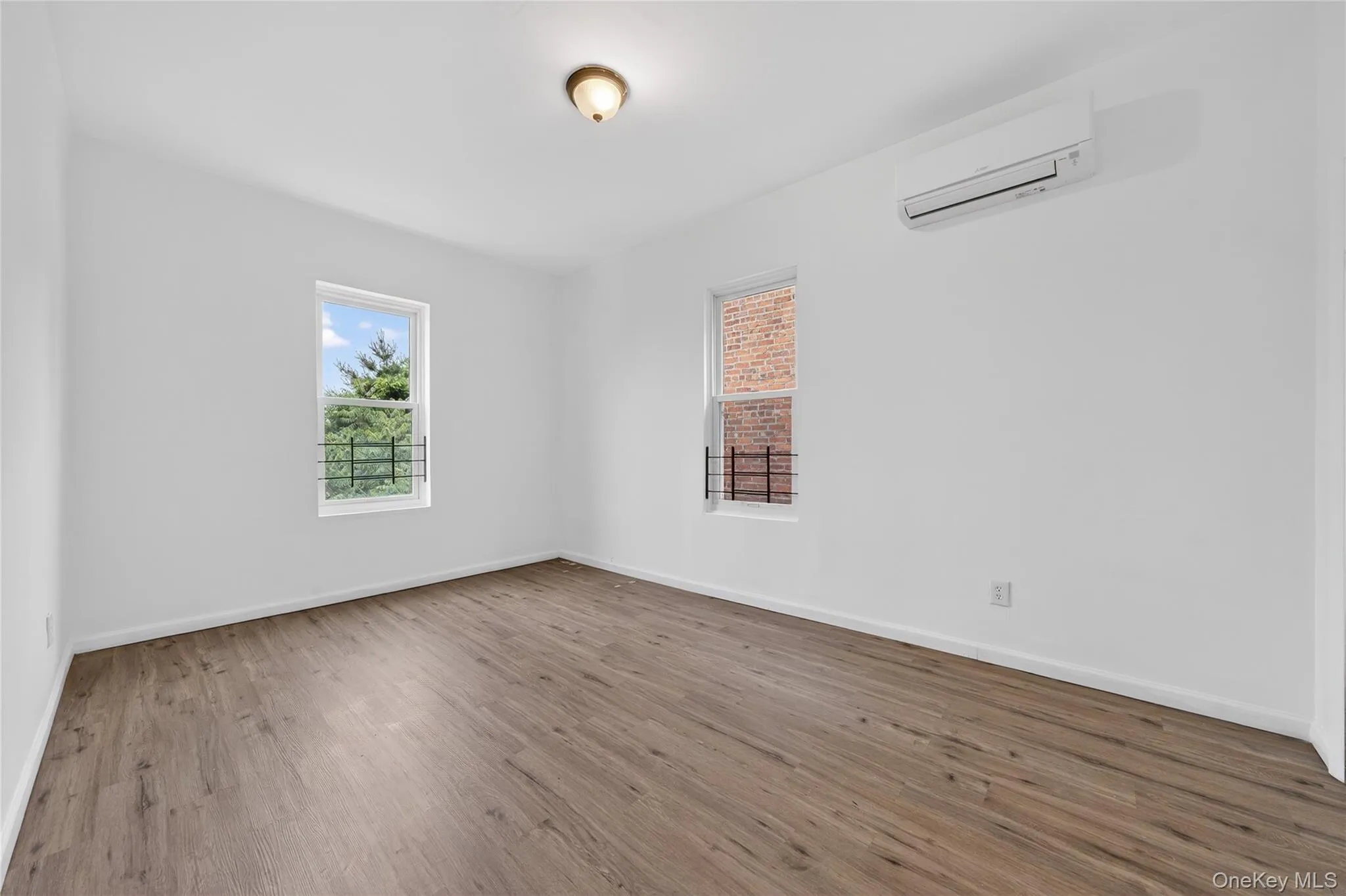 647 Manida Street, New York, NY, 3 Bedrooms Bedrooms, 7 Rooms Rooms,1 BathroomBathrooms,Residential Lease,For Rent,Manida,0,1004786 647 Manida Street, New York, NY, 3 Bedrooms Bedrooms, 7 Rooms Rooms,1 BathroomBathrooms,Residential Lease,For Rent,Manida,0,1004786