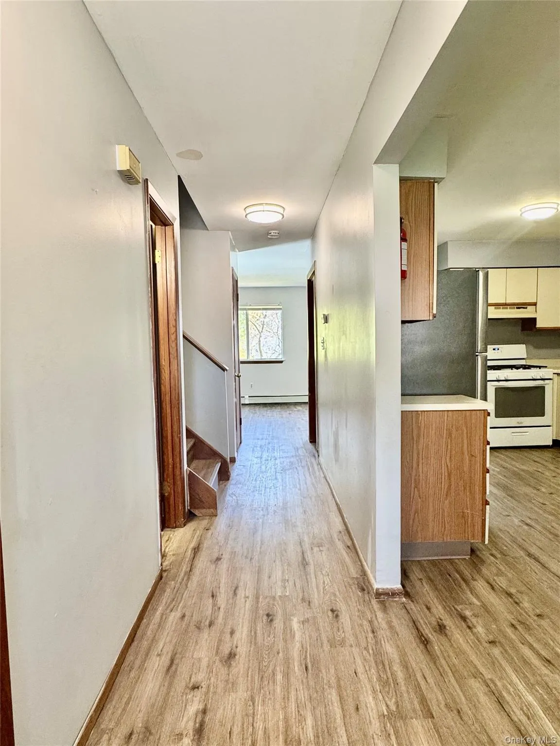 39 Cedar Court, Middletown, NY, 3 Bedrooms Bedrooms, 6 Rooms Rooms,1 BathroomBathrooms,Residential,For Rent,Cedar,0,1004789 39 Cedar Court, Middletown, NY, 3 Bedrooms Bedrooms, 6 Rooms Rooms,1 BathroomBathrooms,Residential,For Rent,Cedar,0,1004789