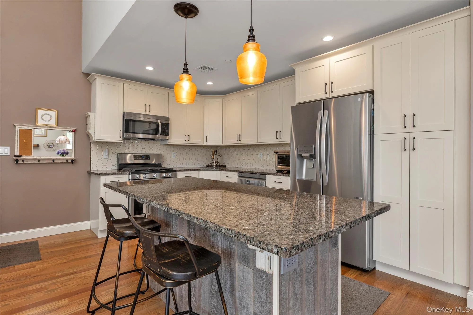 206 Anchor Court, Babylon, NY, 2 Bedrooms Bedrooms, 5 Rooms Rooms,2 BathroomsBathrooms,Residential,For Rent,Anchor,0,1004792 206 Anchor Court, Babylon, NY, 2 Bedrooms Bedrooms, 5 Rooms Rooms,2 BathroomsBathrooms,Residential,For Rent,Anchor,0,1004792
