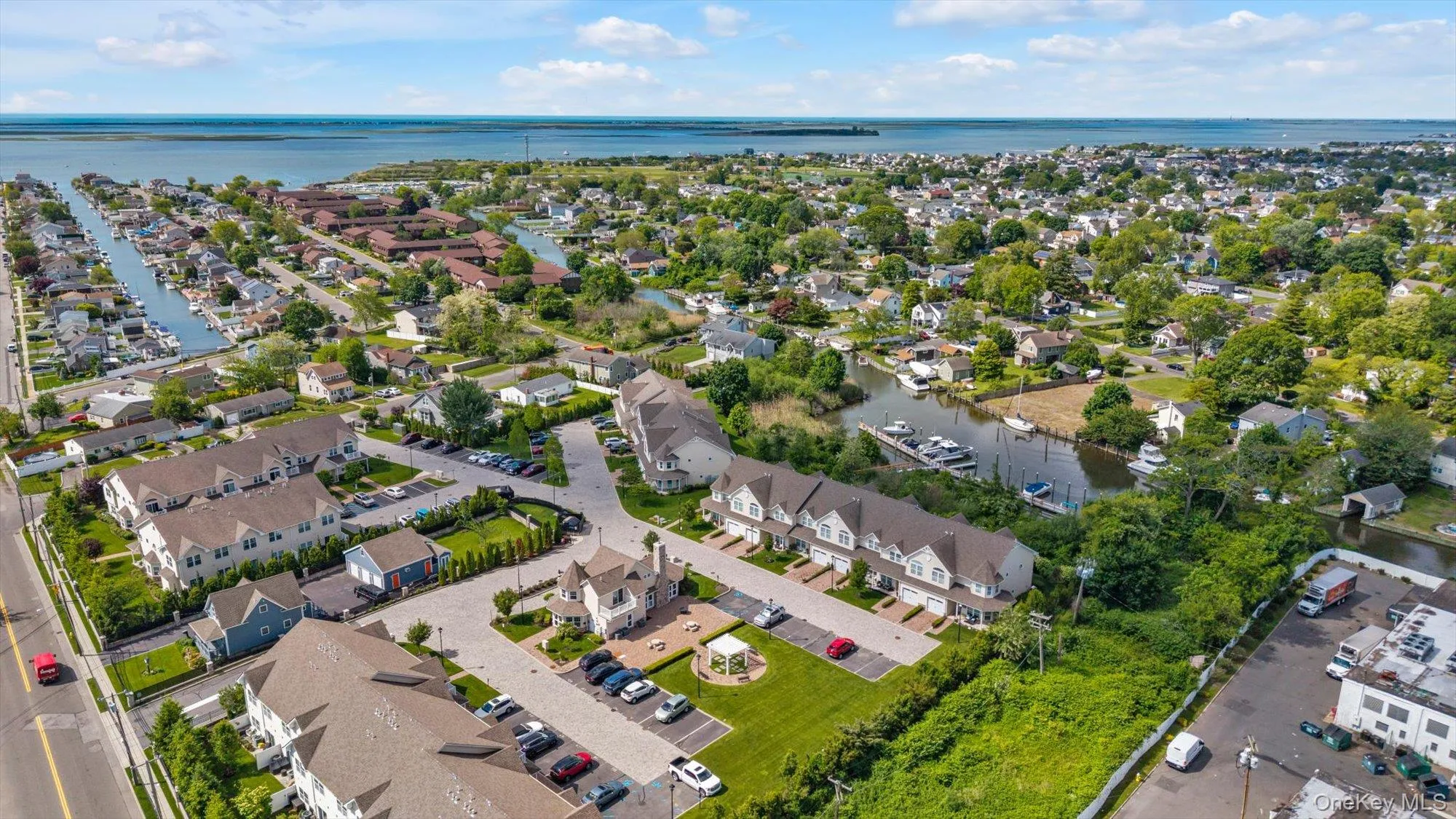 206 Anchor Court, Babylon, NY, 2 Bedrooms Bedrooms, 5 Rooms Rooms,2 BathroomsBathrooms,Residential,For Rent,Anchor,0,1004792 206 Anchor Court, Babylon, NY, 2 Bedrooms Bedrooms, 5 Rooms Rooms,2 BathroomsBathrooms,Residential,For Rent,Anchor,0,1004792