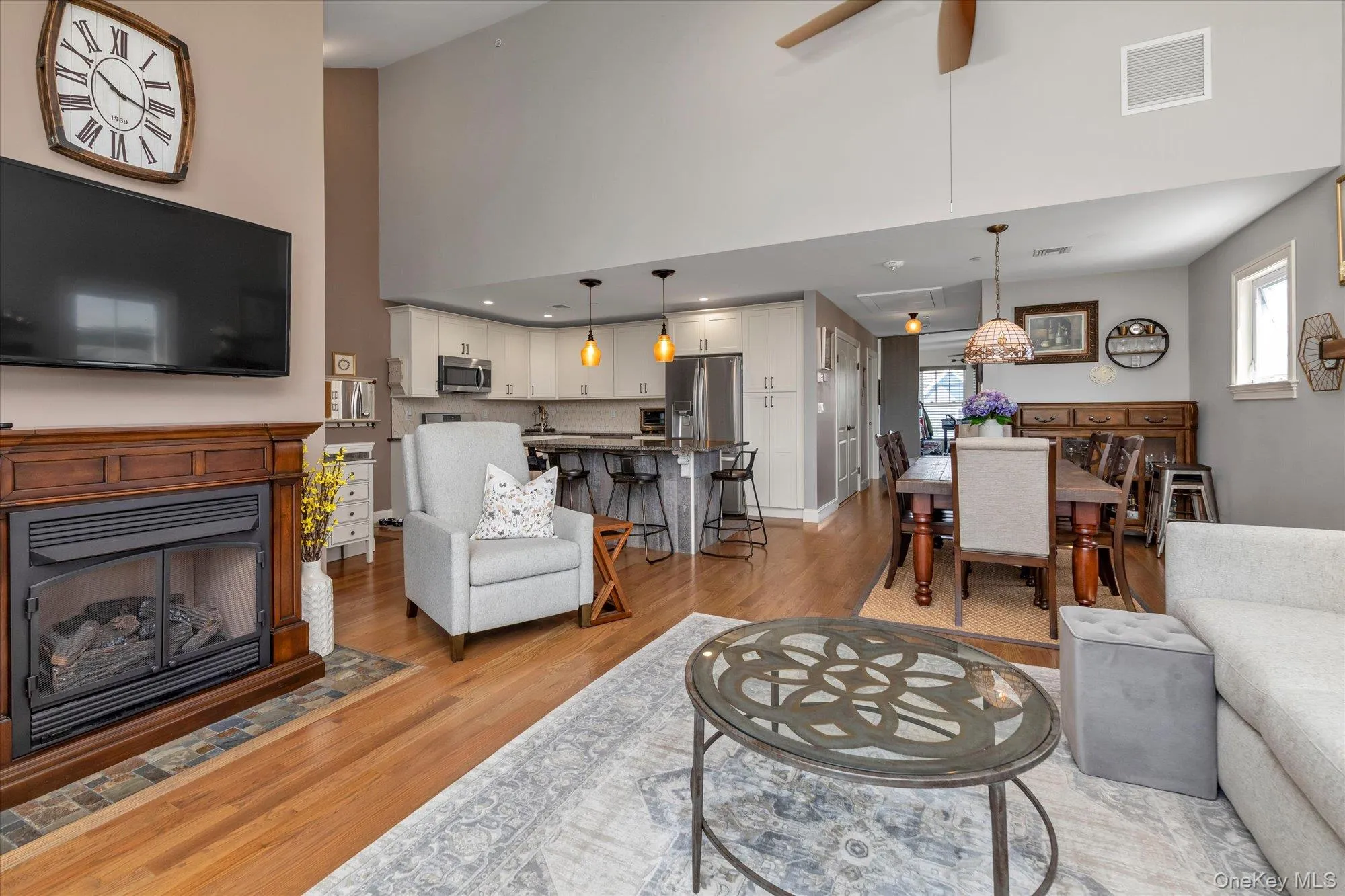 206 Anchor Court, Babylon, NY, 2 Bedrooms Bedrooms, 5 Rooms Rooms,2 BathroomsBathrooms,Residential,For Rent,Anchor,0,1004792 206 Anchor Court, Babylon, NY, 2 Bedrooms Bedrooms, 5 Rooms Rooms,2 BathroomsBathrooms,Residential,For Rent,Anchor,0,1004792