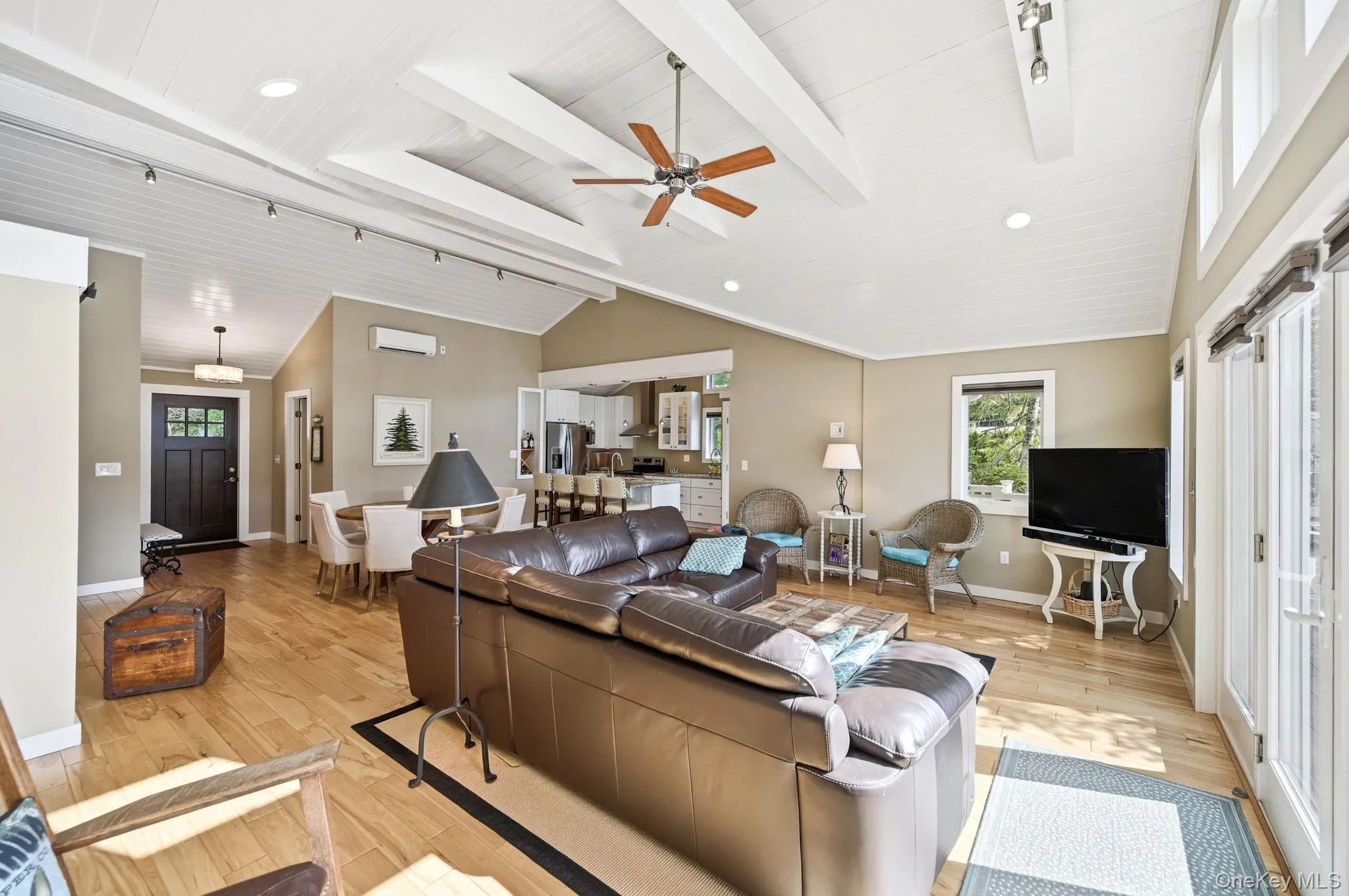 53 Shore Avenue, Warwick (town), NY, 2 Bedrooms Bedrooms, 5 Rooms Rooms,2 BathroomsBathrooms,Residential,For Rent,Shore,0,1004796 53 Shore Avenue, Warwick (town), NY, 2 Bedrooms Bedrooms, 5 Rooms Rooms,2 BathroomsBathrooms,Residential,For Rent,Shore,0,1004796