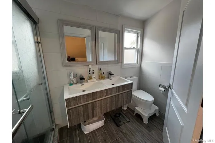 882 Roosevelt Street, Hempstead, NY, 6 Bedrooms Bedrooms, 9 Rooms Rooms,2 BathroomsBathrooms,Residential,For Rent,Roosevelt,0,1004797 882 Roosevelt Street, Hempstead, NY, 6 Bedrooms Bedrooms, 9 Rooms Rooms,2 BathroomsBathrooms,Residential,For Rent,Roosevelt,0,1004797
