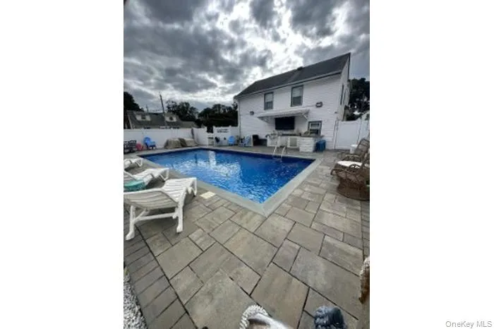 882 Roosevelt Street, Hempstead, NY, 6 Bedrooms Bedrooms, 9 Rooms Rooms,2 BathroomsBathrooms,Residential,For Rent,Roosevelt,0,1004797 882 Roosevelt Street, Hempstead, NY, 6 Bedrooms Bedrooms, 9 Rooms Rooms,2 BathroomsBathrooms,Residential,For Rent,Roosevelt,0,1004797