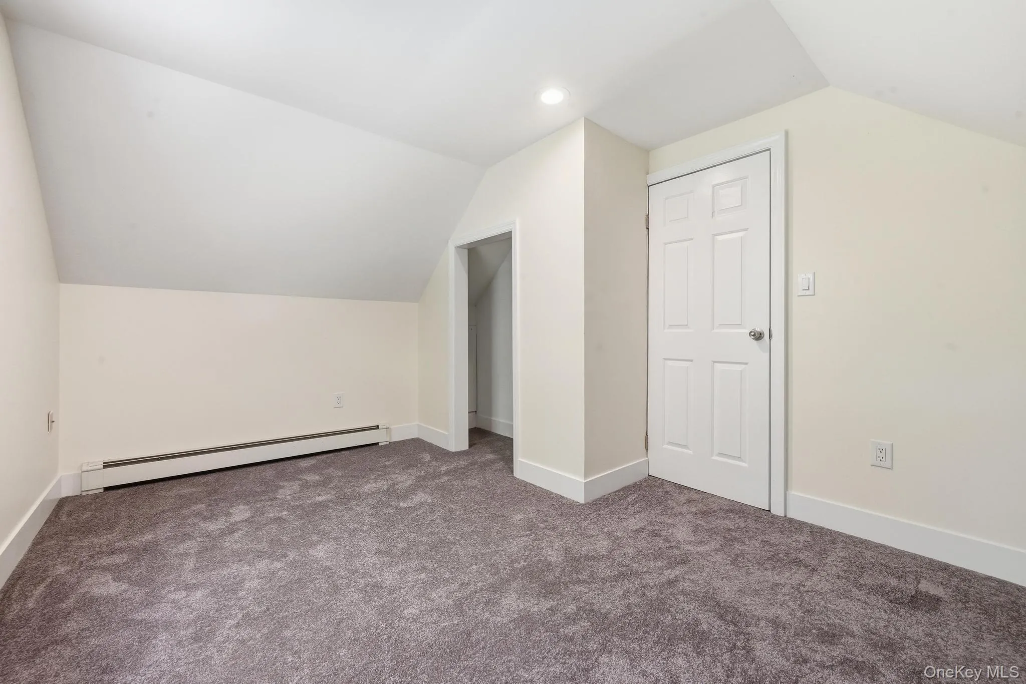 27 Lindner Place, Smithtown, NY, 3 Bedrooms Bedrooms, 5 Rooms Rooms,1 BathroomBathrooms,Residential,For Rent,Lindner,0,1004798 27 Lindner Place, Smithtown, NY, 3 Bedrooms Bedrooms, 5 Rooms Rooms,1 BathroomBathrooms,Residential,For Rent,Lindner,0,1004798