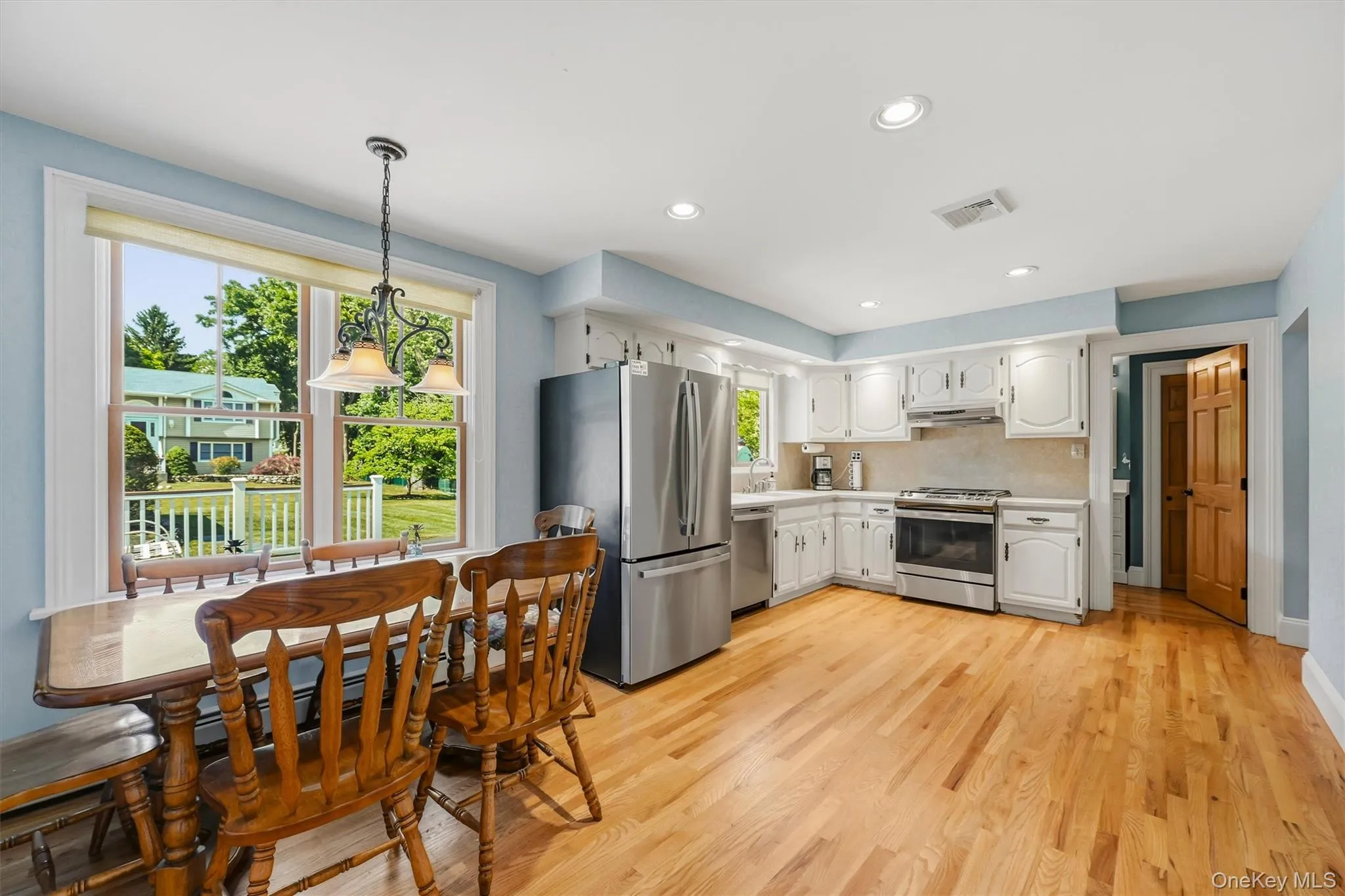 68 Erie Street, Orangetown, NY, 3 Bedrooms Bedrooms, 10 Rooms Rooms,2 BathroomsBathrooms,Residential,For Rent,Erie,0,KEY1004800 68 Erie Street, Orangetown, NY, 3 Bedrooms Bedrooms, 10 Rooms Rooms,2 BathroomsBathrooms,Residential,For Rent,Erie,0,KEY1004800