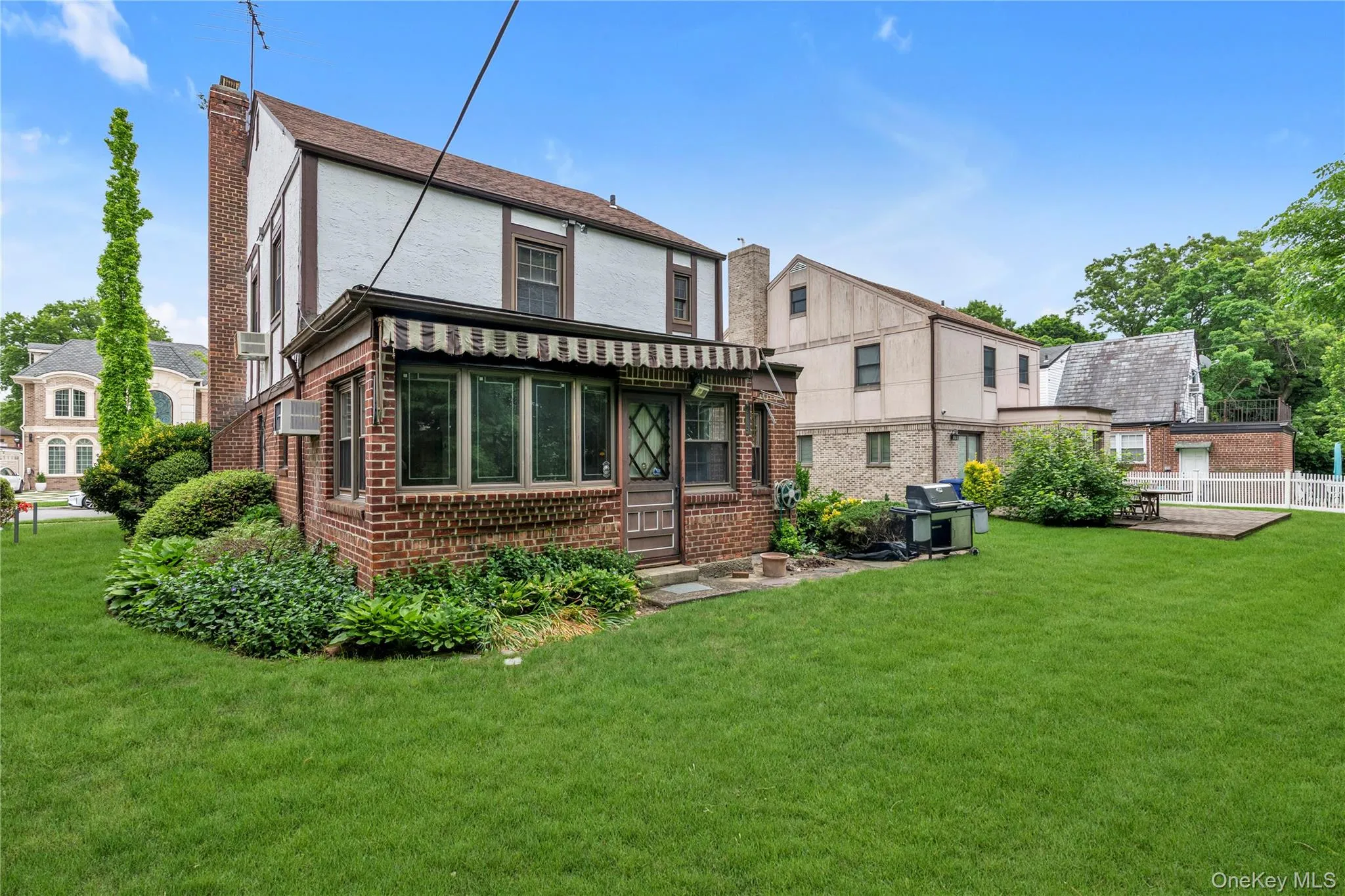 85-22 218th Street, New York, NY, 3 Bedrooms Bedrooms, 7 Rooms Rooms,1 BathroomBathrooms,Residential,For Rent,218th,0,1004801 85-22 218th Street, New York, NY, 3 Bedrooms Bedrooms, 7 Rooms Rooms,1 BathroomBathrooms,Residential,For Rent,218th,0,1004801