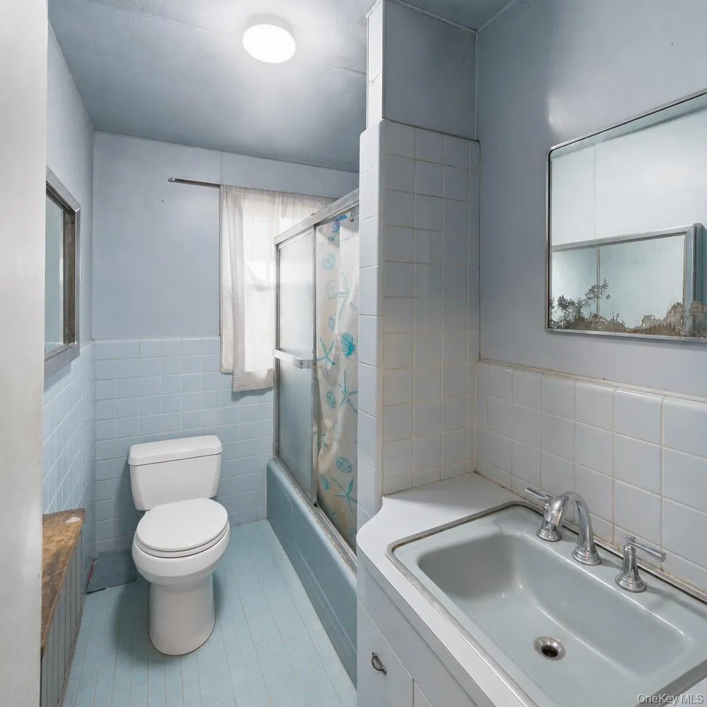 44 Saint Pauls Road, Hempstead, NY, 4 Bedrooms Bedrooms, 11 Rooms Rooms,3 BathroomsBathrooms,Residential,For Rent,Saint Pauls,0,1004803 44 Saint Pauls Road, Hempstead, NY, 4 Bedrooms Bedrooms, 11 Rooms Rooms,3 BathroomsBathrooms,Residential,For Rent,Saint Pauls,0,1004803