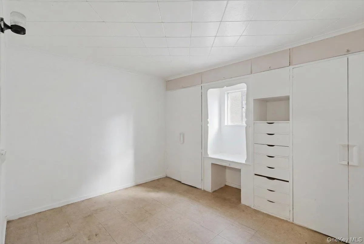 44 Saint Pauls Road, Hempstead, NY, 4 Bedrooms Bedrooms, 11 Rooms Rooms,3 BathroomsBathrooms,Residential,For Rent,Saint Pauls,0,1004803 44 Saint Pauls Road, Hempstead, NY, 4 Bedrooms Bedrooms, 11 Rooms Rooms,3 BathroomsBathrooms,Residential,For Rent,Saint Pauls,0,1004803