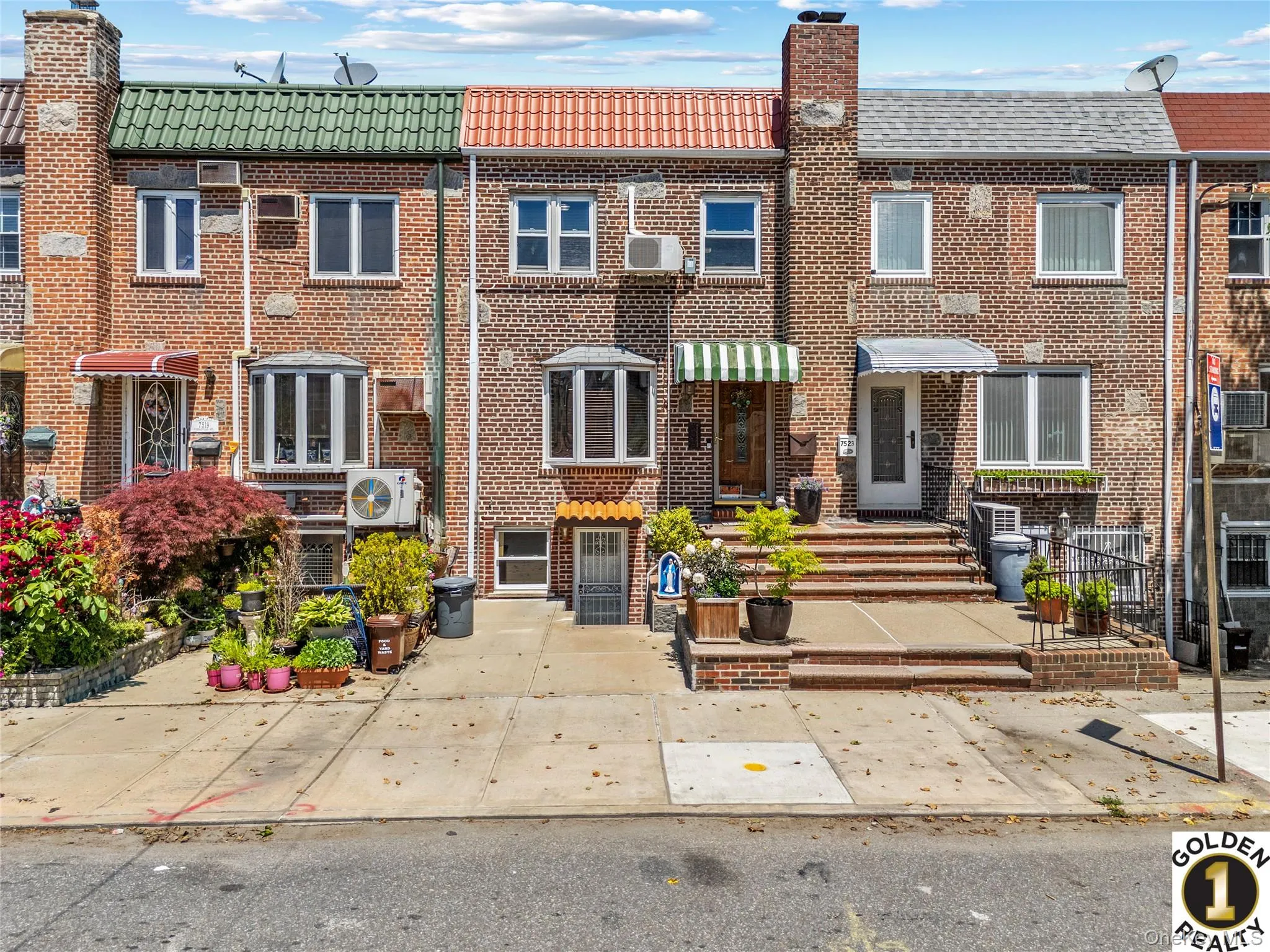 7521 Furmanville Avenue, New York, NY, 3 Bedrooms Bedrooms, 8 Rooms Rooms,2 BathroomsBathrooms,Residential,For Rent,Furmanville,0,1004804 7521 Furmanville Avenue, New York, NY, 3 Bedrooms Bedrooms, 8 Rooms Rooms,2 BathroomsBathrooms,Residential,For Rent,Furmanville,0,1004804