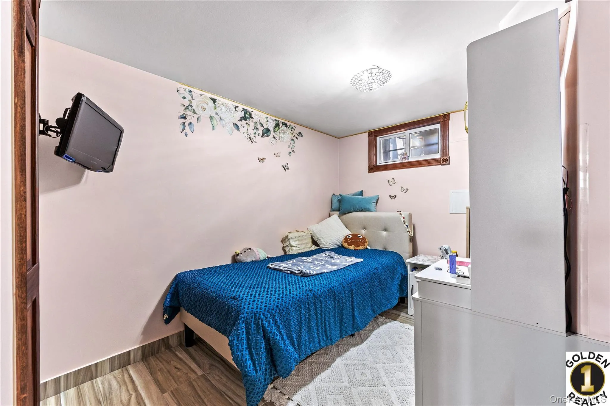 7521 Furmanville Avenue, New York, NY, 3 Bedrooms Bedrooms, 8 Rooms Rooms,2 BathroomsBathrooms,Residential,For Rent,Furmanville,0,1004804 7521 Furmanville Avenue, New York, NY, 3 Bedrooms Bedrooms, 8 Rooms Rooms,2 BathroomsBathrooms,Residential,For Rent,Furmanville,0,1004804