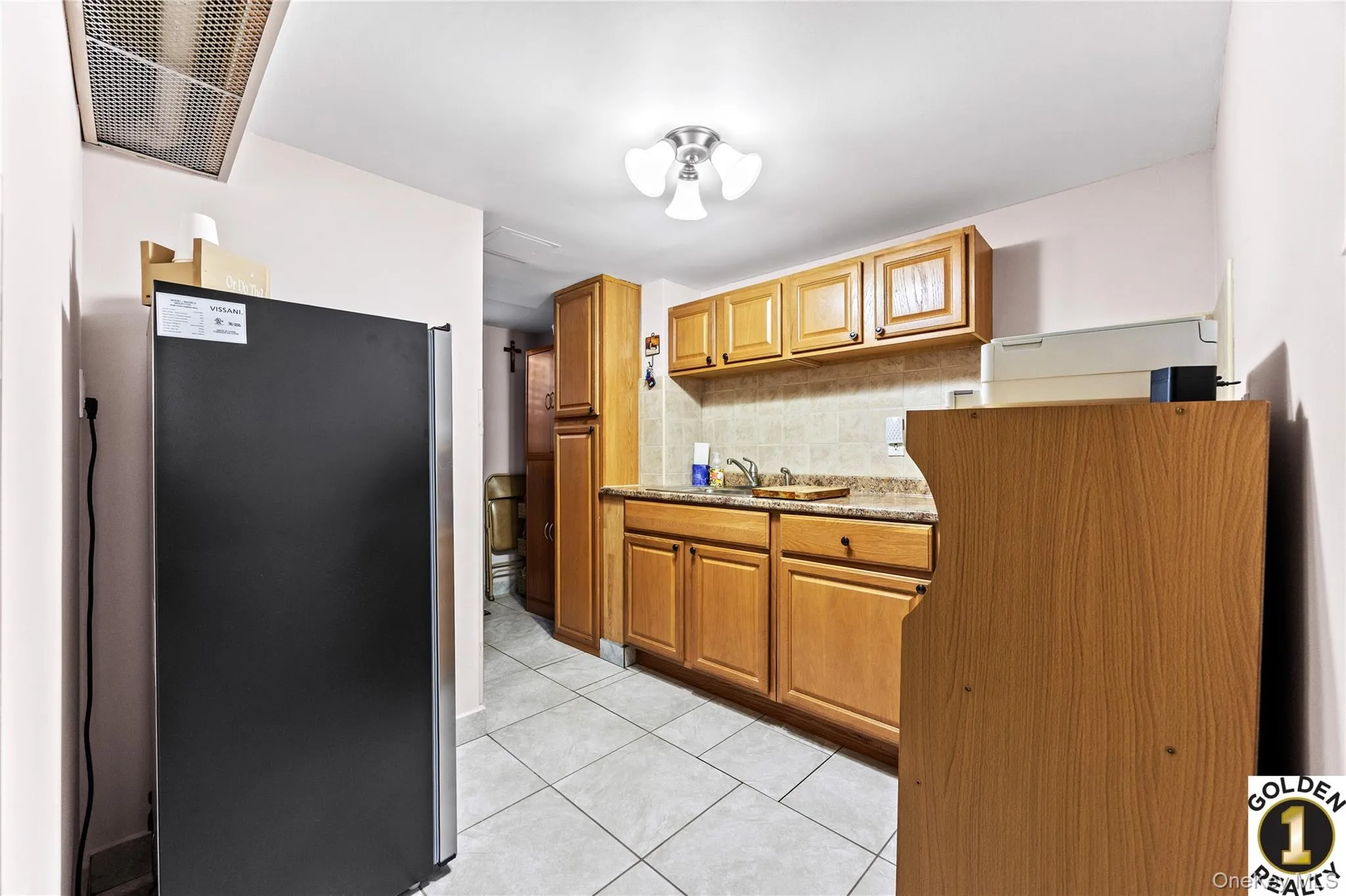 Summer Kitchen Lower Level Summer Kitchen Lower Level
