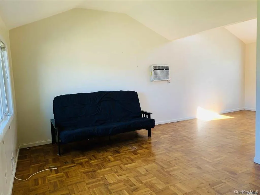 4 Willow Place, Oyster Bay, NY, 3 Bedrooms Bedrooms, 7 Rooms Rooms,1 BathroomBathrooms,Residential Lease,For Rent,Willow,0,1004807 4 Willow Place, Oyster Bay, NY, 3 Bedrooms Bedrooms, 7 Rooms Rooms,1 BathroomBathrooms,Residential Lease,For Rent,Willow,0,1004807
