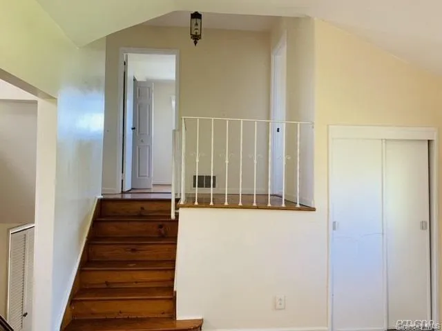 4 Willow Place, Oyster Bay, NY, 3 Bedrooms Bedrooms, 7 Rooms Rooms,1 BathroomBathrooms,Residential Lease,For Rent,Willow,0,1004807 4 Willow Place, Oyster Bay, NY, 3 Bedrooms Bedrooms, 7 Rooms Rooms,1 BathroomBathrooms,Residential Lease,For Rent,Willow,0,1004807