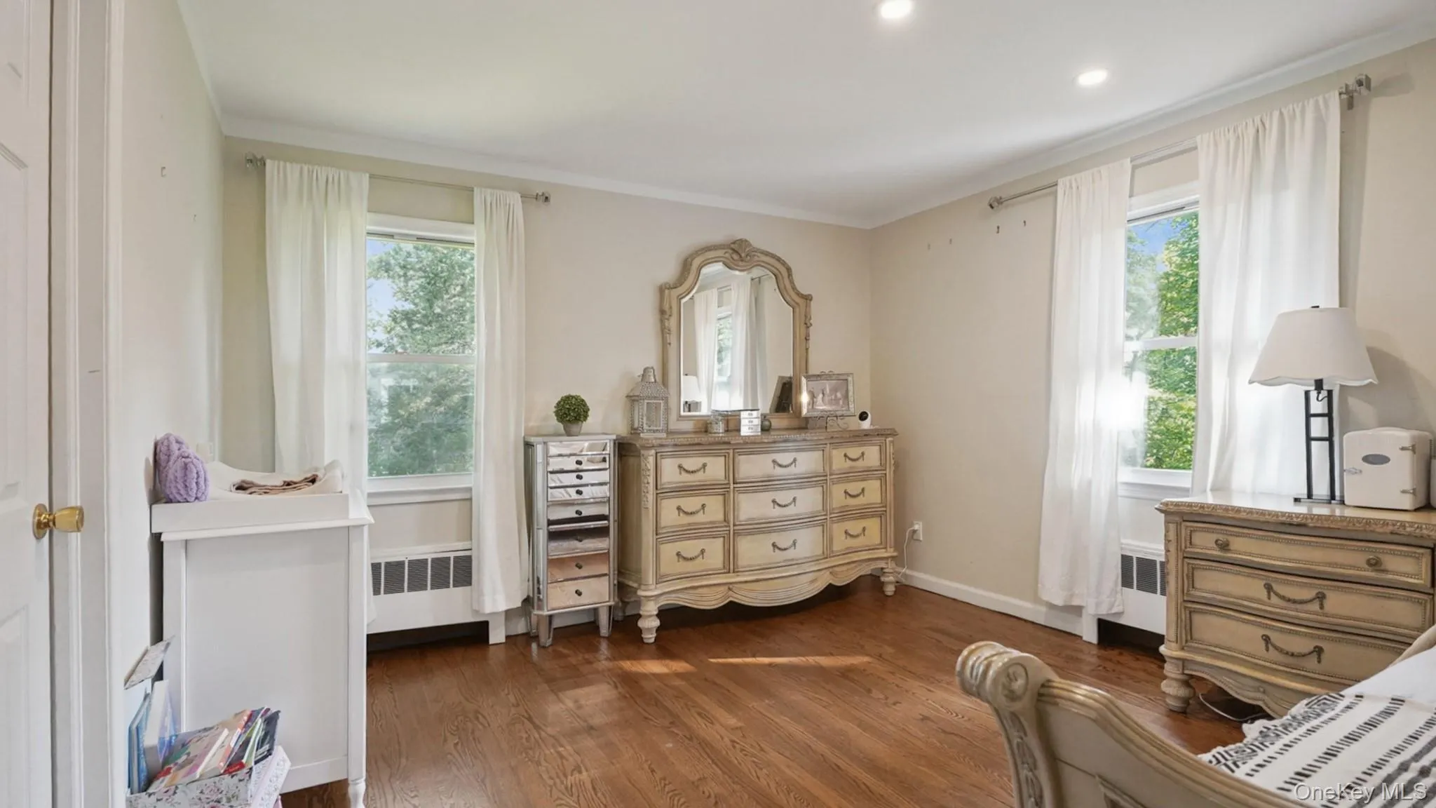 25 Manor Avenue, White Plains, NY, 5 Bedrooms Bedrooms, 8 Rooms Rooms,3 BathroomsBathrooms,Residential,For Rent,Manor,0,1004811 25 Manor Avenue, White Plains, NY, 5 Bedrooms Bedrooms, 8 Rooms Rooms,3 BathroomsBathrooms,Residential,For Rent,Manor,0,1004811