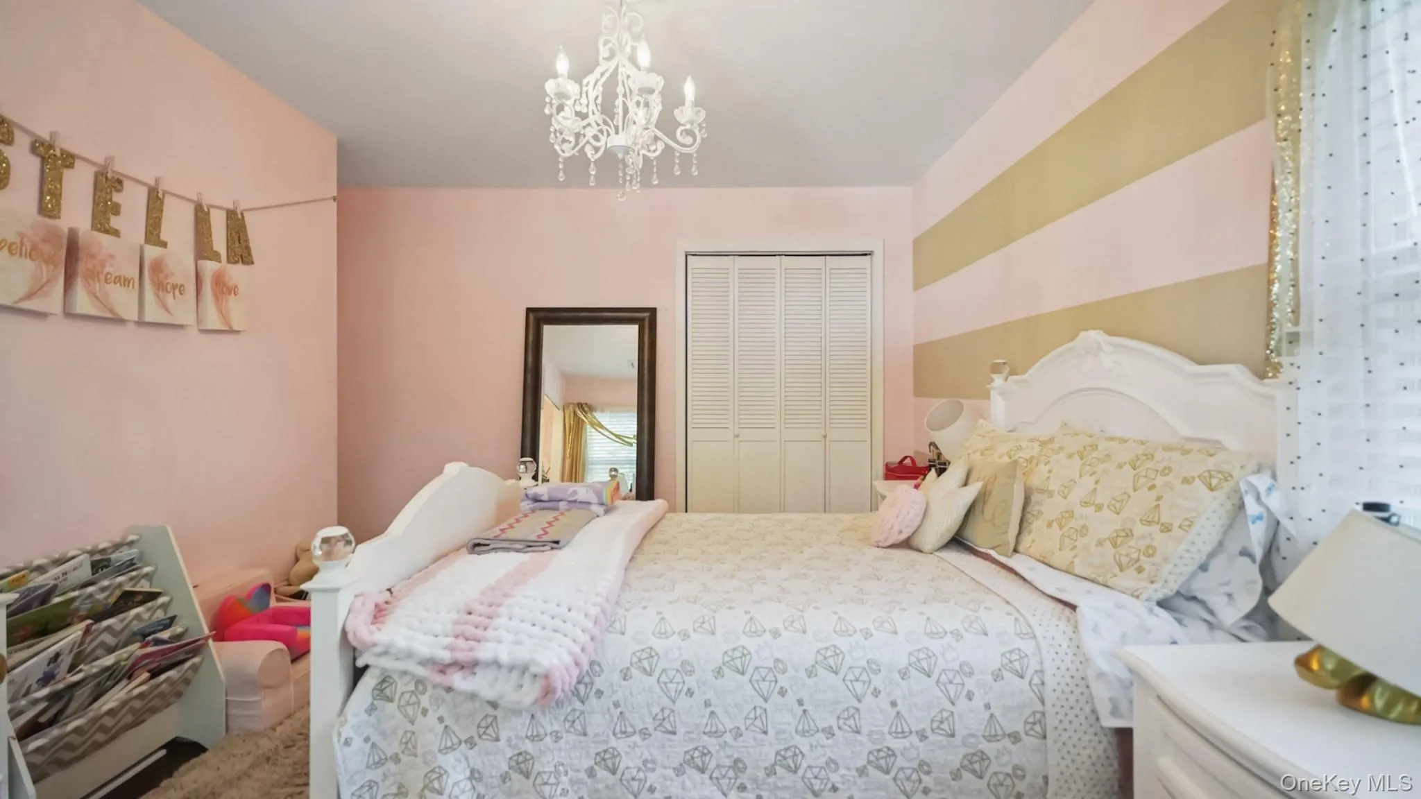 25 Manor Avenue, White Plains, NY, 5 Bedrooms Bedrooms, 8 Rooms Rooms,3 BathroomsBathrooms,Residential,For Rent,Manor,0,1004811 25 Manor Avenue, White Plains, NY, 5 Bedrooms Bedrooms, 8 Rooms Rooms,3 BathroomsBathrooms,Residential,For Rent,Manor,0,1004811