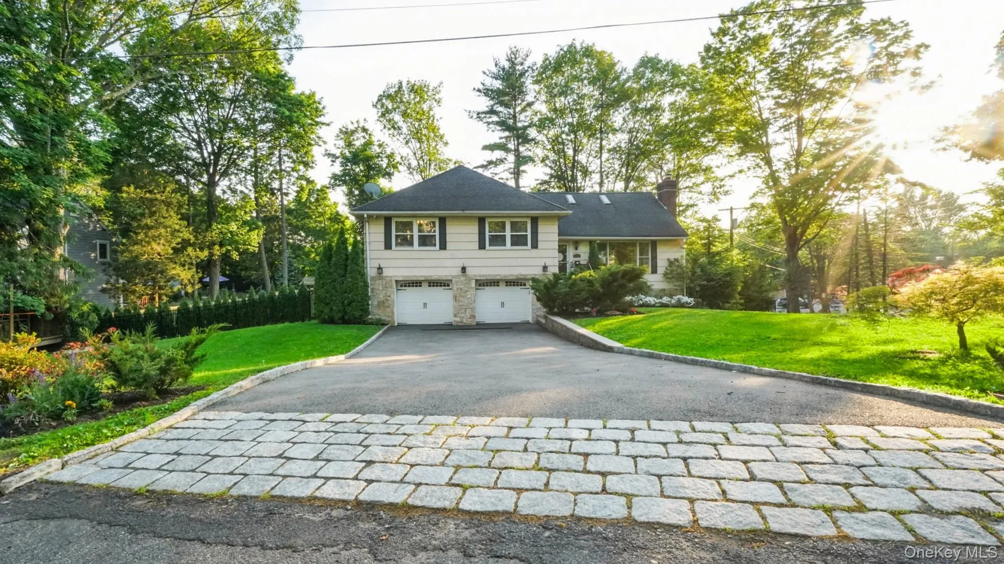 25 Manor Avenue, White Plains, NY, 5 Bedrooms Bedrooms, 8 Rooms Rooms,3 BathroomsBathrooms,Residential,For Rent,Manor,0,1004811 25 Manor Avenue, White Plains, NY, 5 Bedrooms Bedrooms, 8 Rooms Rooms,3 BathroomsBathrooms,Residential,For Rent,Manor,0,1004811