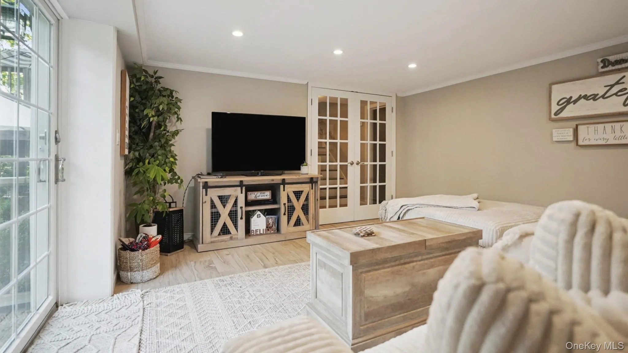 25 Manor Avenue, White Plains, NY, 5 Bedrooms Bedrooms, 8 Rooms Rooms,3 BathroomsBathrooms,Residential,For Rent,Manor,0,1004811 25 Manor Avenue, White Plains, NY, 5 Bedrooms Bedrooms, 8 Rooms Rooms,3 BathroomsBathrooms,Residential,For Rent,Manor,0,1004811