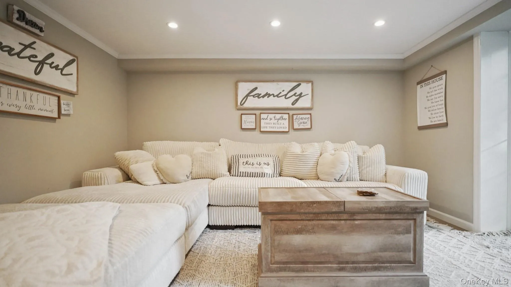 25 Manor Avenue, White Plains, NY, 5 Bedrooms Bedrooms, 8 Rooms Rooms,3 BathroomsBathrooms,Residential,For Rent,Manor,0,1004811 25 Manor Avenue, White Plains, NY, 5 Bedrooms Bedrooms, 8 Rooms Rooms,3 BathroomsBathrooms,Residential,For Rent,Manor,0,1004811