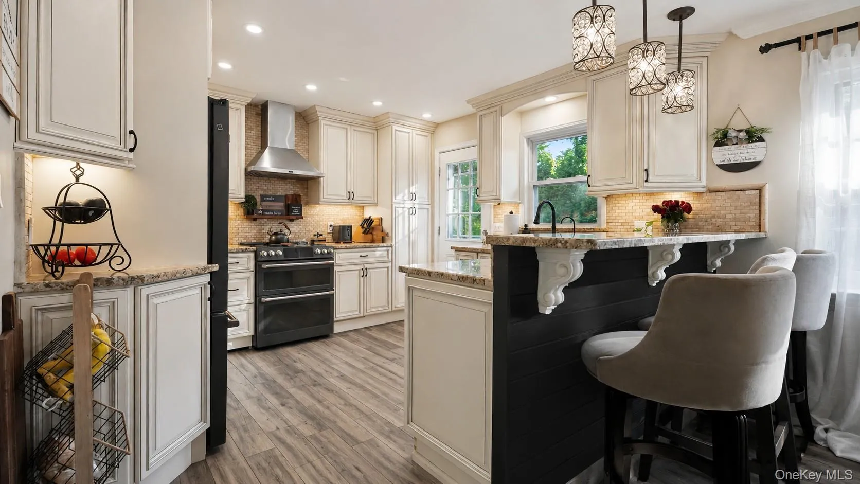 25 Manor Avenue, White Plains, NY, 5 Bedrooms Bedrooms, 8 Rooms Rooms,3 BathroomsBathrooms,Residential,For Rent,Manor,0,1004811 25 Manor Avenue, White Plains, NY, 5 Bedrooms Bedrooms, 8 Rooms Rooms,3 BathroomsBathrooms,Residential,For Rent,Manor,0,1004811