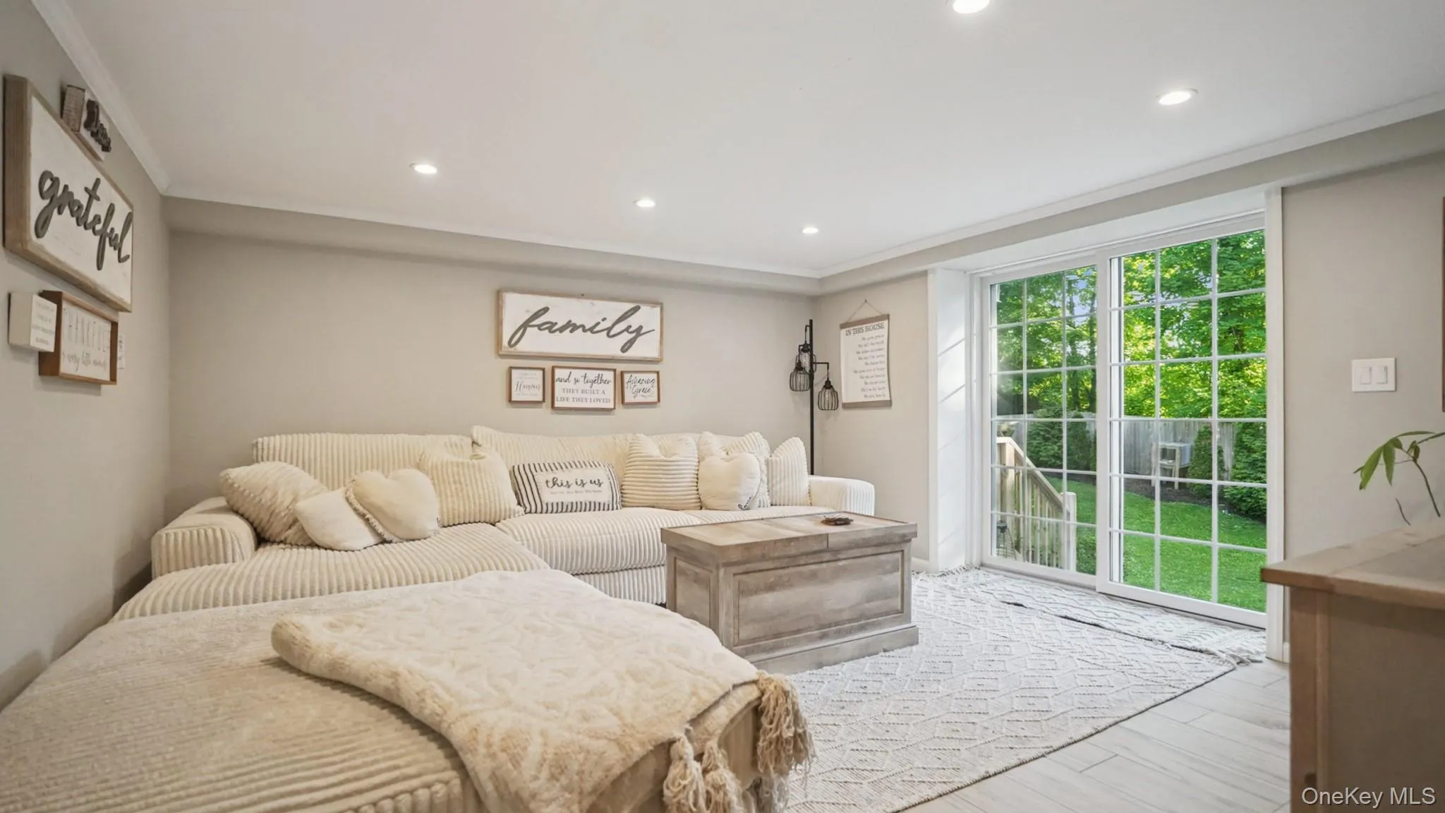 25 Manor Avenue, White Plains, NY, 5 Bedrooms Bedrooms, 8 Rooms Rooms,3 BathroomsBathrooms,Residential,For Rent,Manor,0,1004811 25 Manor Avenue, White Plains, NY, 5 Bedrooms Bedrooms, 8 Rooms Rooms,3 BathroomsBathrooms,Residential,For Rent,Manor,0,1004811