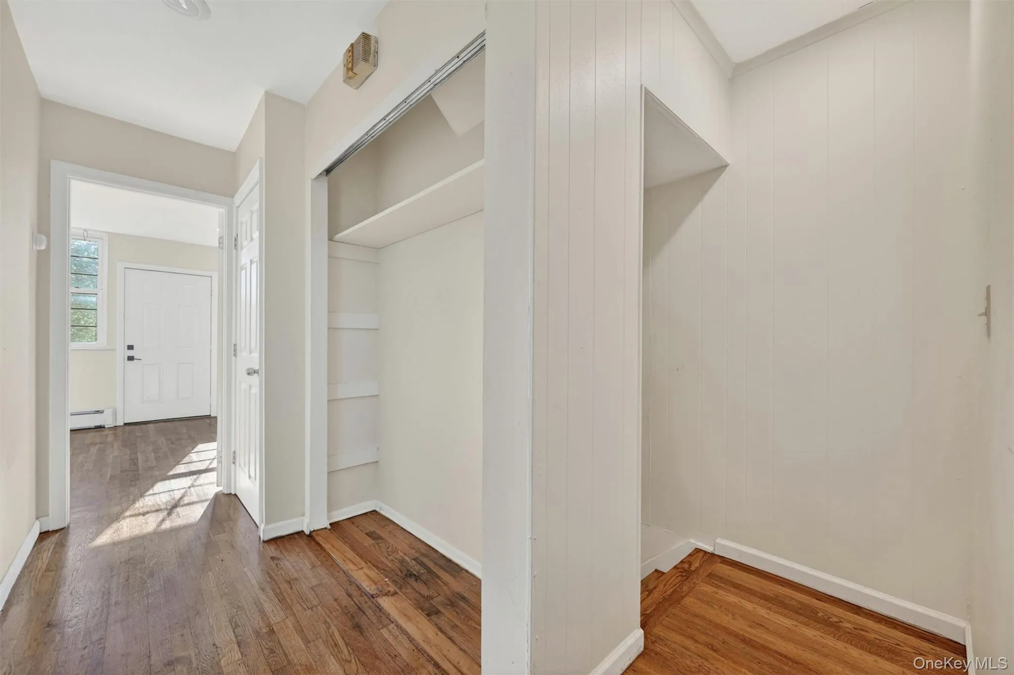 126 Halgren Crescent, Haverstraw, NY, 3 Bedrooms Bedrooms, 5 Rooms Rooms,1 BathroomBathrooms,Residential,For Rent,Halgren,0,1004813 126 Halgren Crescent, Haverstraw, NY, 3 Bedrooms Bedrooms, 5 Rooms Rooms,1 BathroomBathrooms,Residential,For Rent,Halgren,0,1004813