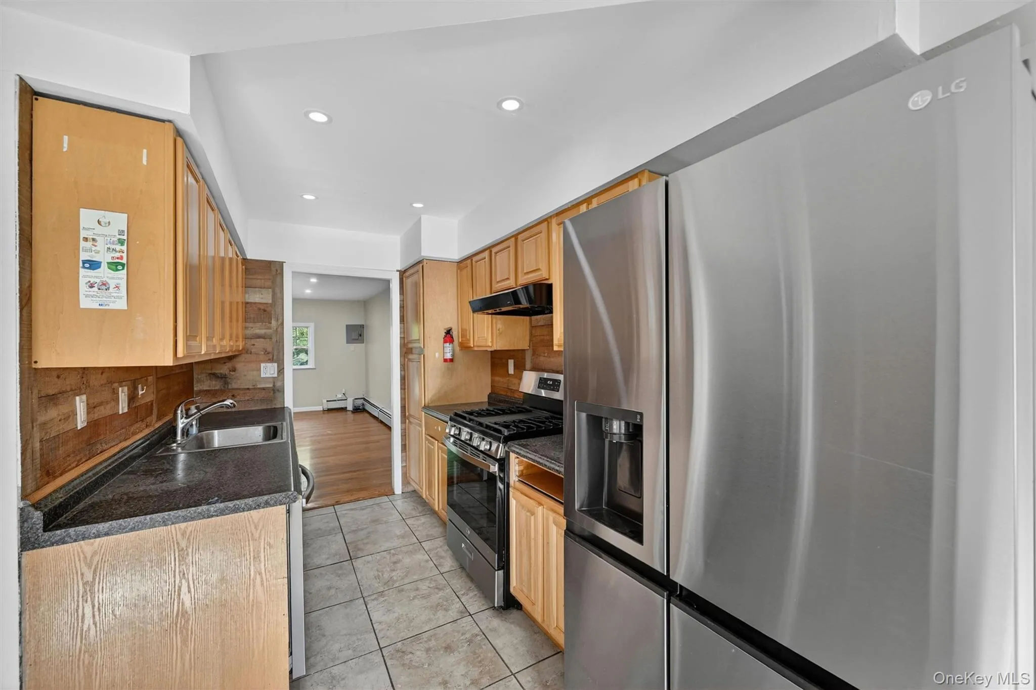 126 Halgren Crescent, Haverstraw, NY, 3 Bedrooms Bedrooms, 5 Rooms Rooms,1 BathroomBathrooms,Residential,For Rent,Halgren,0,1004813 126 Halgren Crescent, Haverstraw, NY, 3 Bedrooms Bedrooms, 5 Rooms Rooms,1 BathroomBathrooms,Residential,For Rent,Halgren,0,1004813