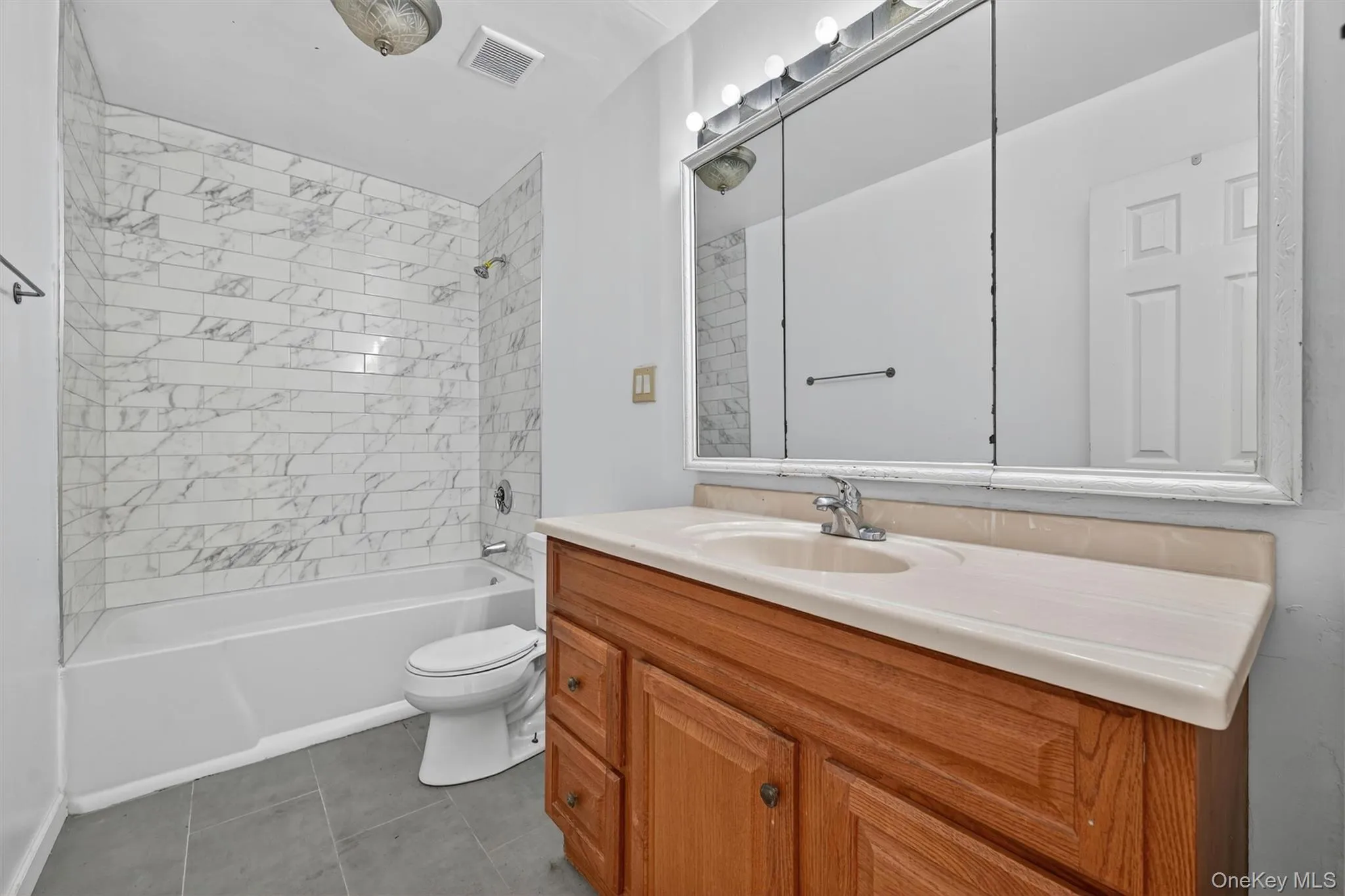 126 Halgren Crescent, Haverstraw, NY, 3 Bedrooms Bedrooms, 5 Rooms Rooms,1 BathroomBathrooms,Residential,For Rent,Halgren,0,1004813 126 Halgren Crescent, Haverstraw, NY, 3 Bedrooms Bedrooms, 5 Rooms Rooms,1 BathroomBathrooms,Residential,For Rent,Halgren,0,1004813