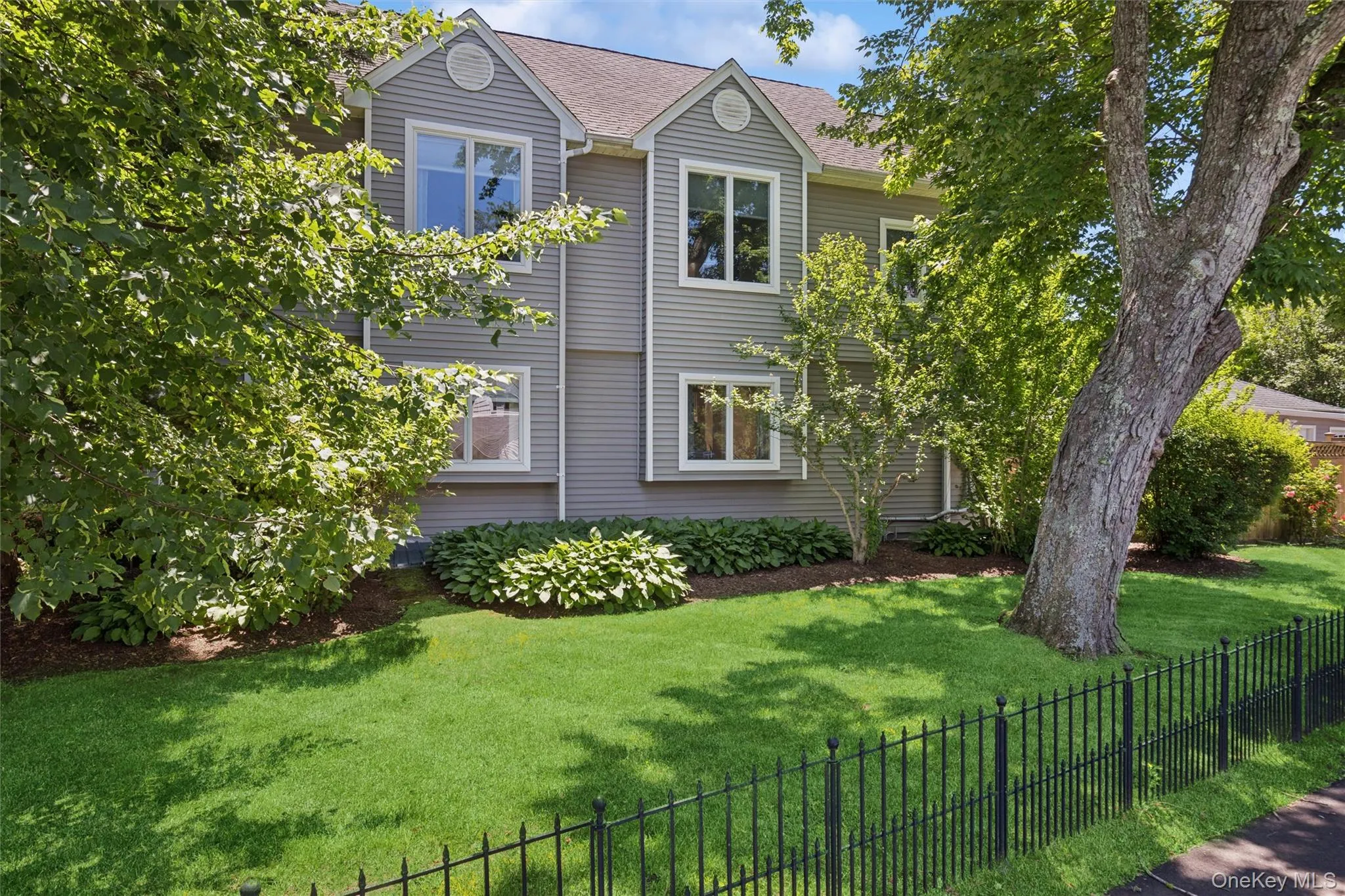 Corner side yard -useable and flat property Corner side yard -useable and flat property
