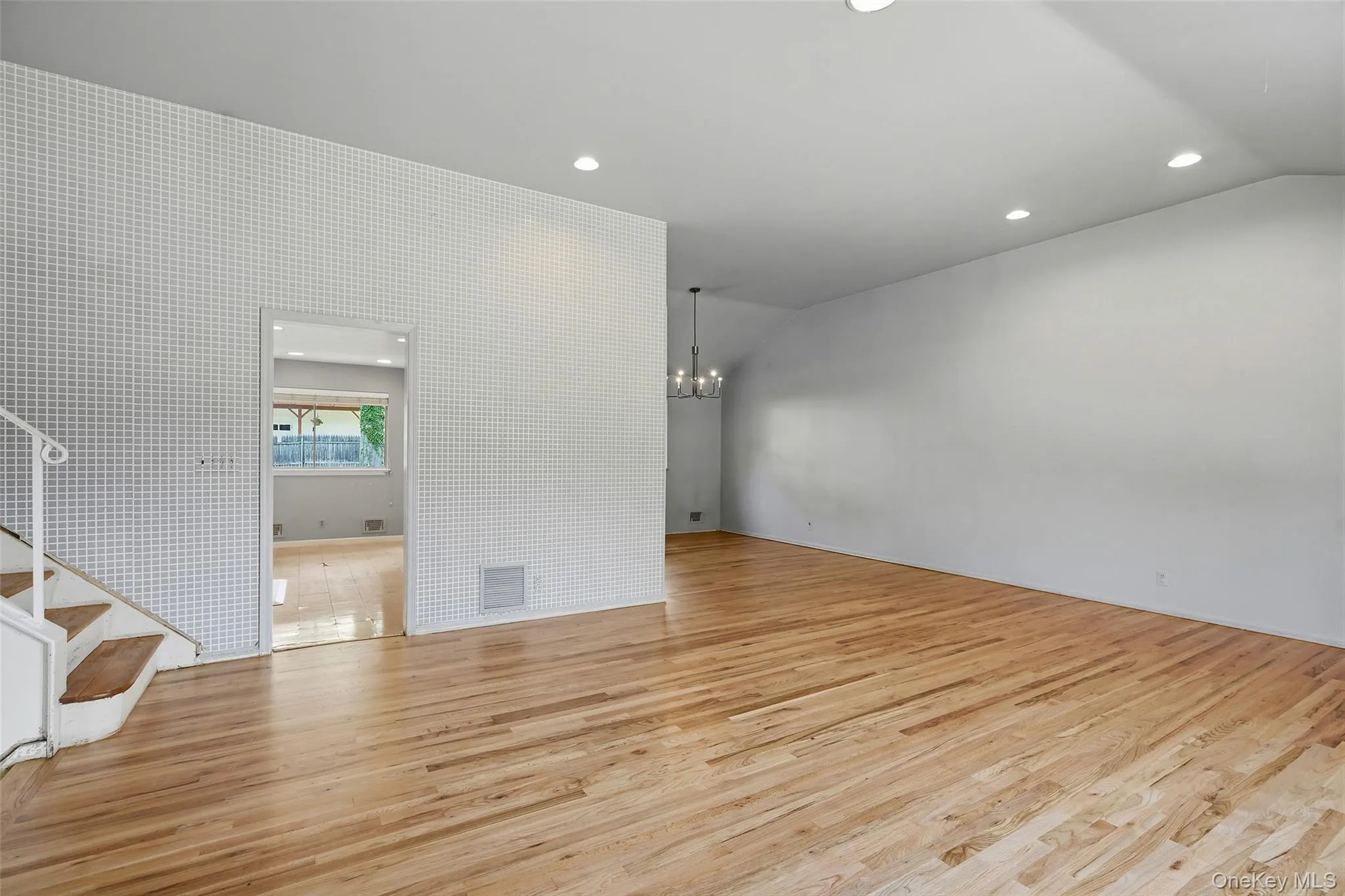 41 Shepherds Drive, New Rochelle, NY, 4 Bedrooms Bedrooms, 7 Rooms Rooms,2 BathroomsBathrooms,Residential,For Rent,Shepherds,0,1004818 41 Shepherds Drive, New Rochelle, NY, 4 Bedrooms Bedrooms, 7 Rooms Rooms,2 BathroomsBathrooms,Residential,For Rent,Shepherds,0,1004818
