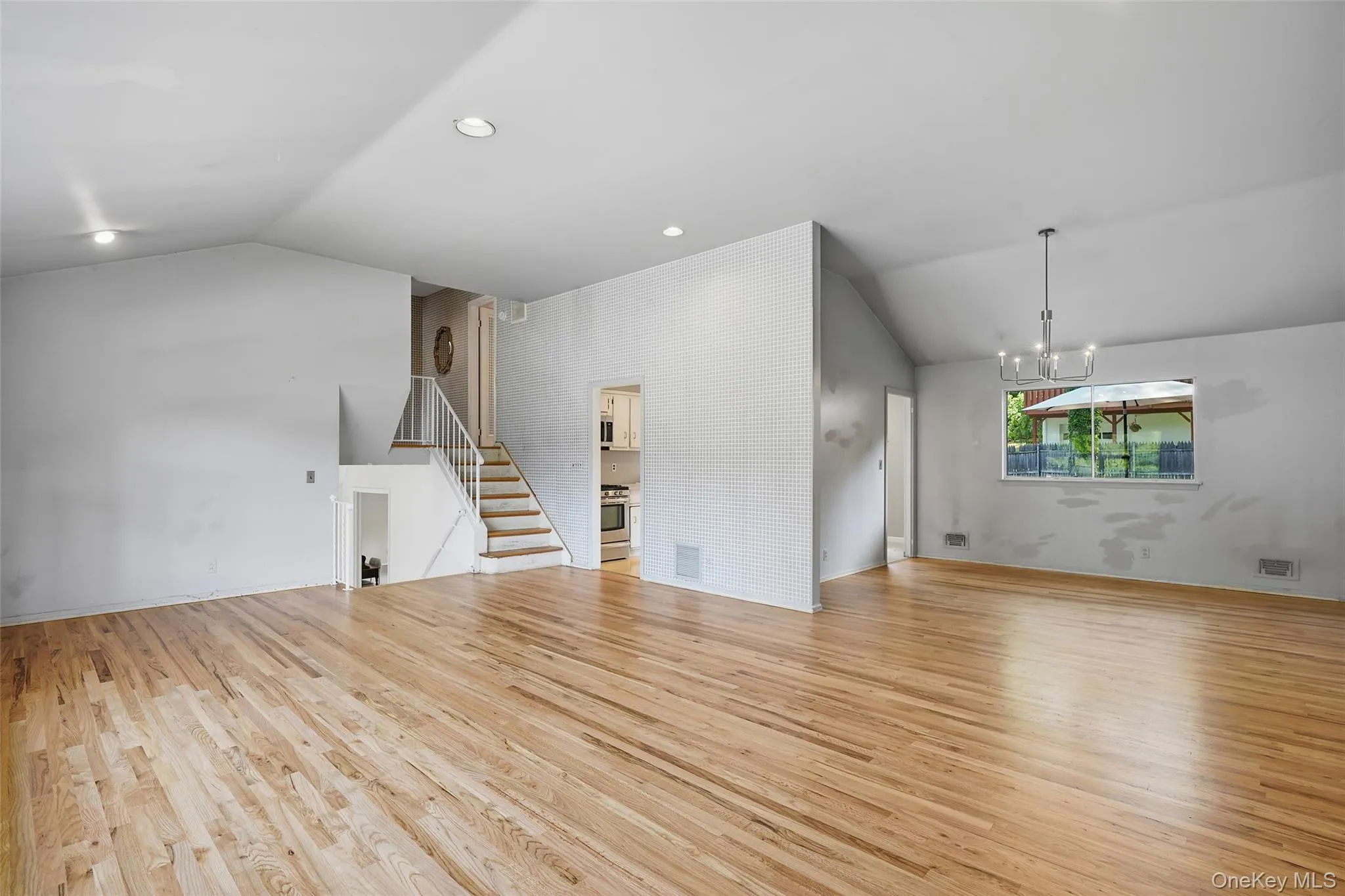 41 Shepherds Drive, New Rochelle, NY, 4 Bedrooms Bedrooms, 7 Rooms Rooms,2 BathroomsBathrooms,Residential,For Rent,Shepherds,0,1004818 41 Shepherds Drive, New Rochelle, NY, 4 Bedrooms Bedrooms, 7 Rooms Rooms,2 BathroomsBathrooms,Residential,For Rent,Shepherds,0,1004818
