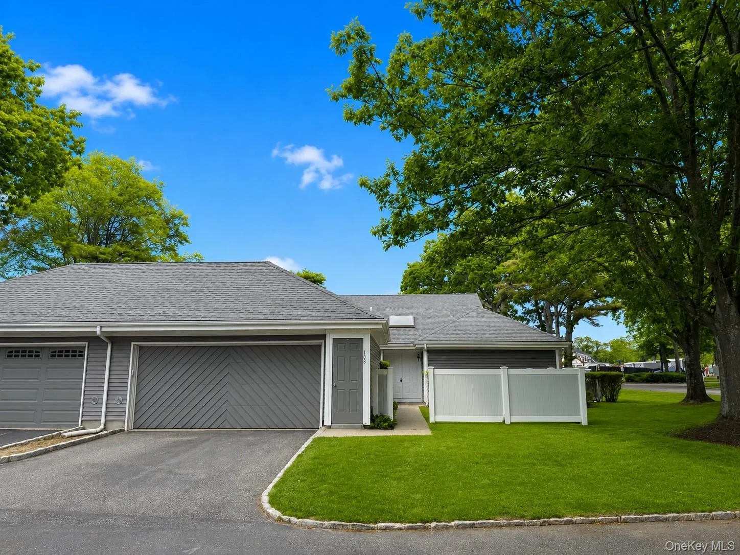 188 River Drive, Brookhaven, NY, 2 Bedrooms Bedrooms, 6 Rooms Rooms,2 BathroomsBathrooms,Residential,For Rent,River,0,1004820 188 River Drive, Brookhaven, NY, 2 Bedrooms Bedrooms, 6 Rooms Rooms,2 BathroomsBathrooms,Residential,For Rent,River,0,1004820