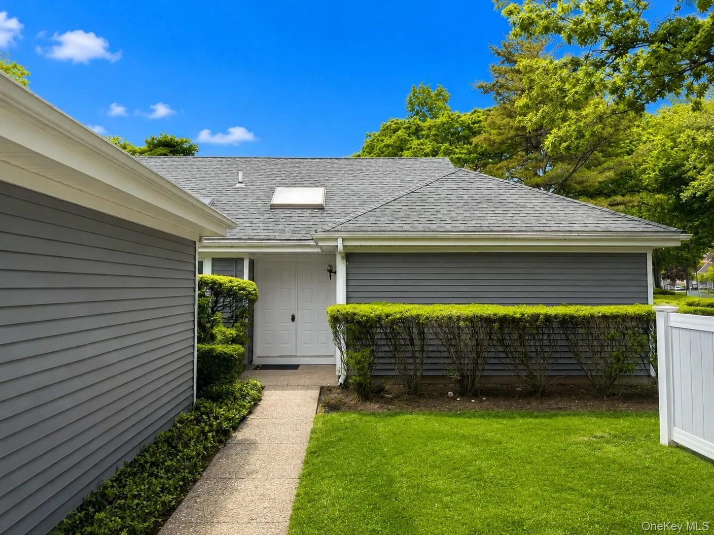 188 River Drive, Brookhaven, NY, 2 Bedrooms Bedrooms, 6 Rooms Rooms,2 BathroomsBathrooms,Residential,For Rent,River,0,1004820 188 River Drive, Brookhaven, NY, 2 Bedrooms Bedrooms, 6 Rooms Rooms,2 BathroomsBathrooms,Residential,For Rent,River,0,1004820