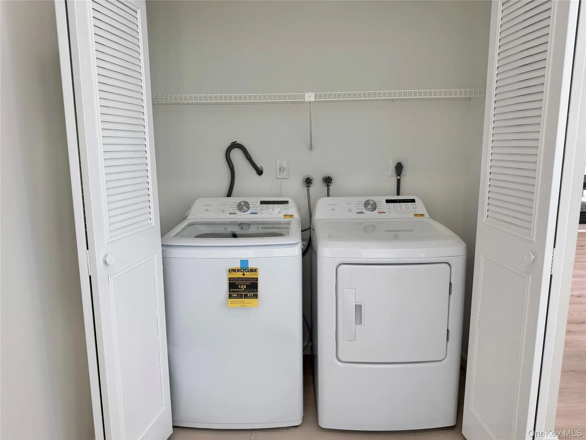 188 River Drive, Brookhaven, NY, 2 Bedrooms Bedrooms, 6 Rooms Rooms,2 BathroomsBathrooms,Residential,For Rent,River,0,1004820 188 River Drive, Brookhaven, NY, 2 Bedrooms Bedrooms, 6 Rooms Rooms,2 BathroomsBathrooms,Residential,For Rent,River,0,1004820