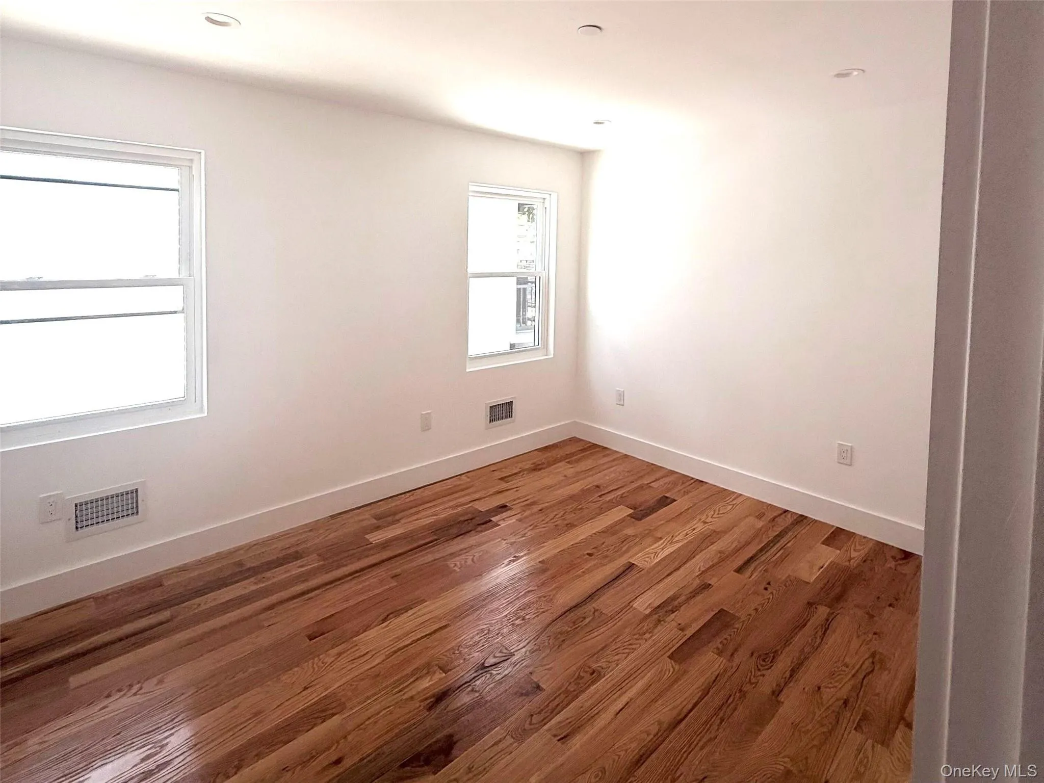 3rd bedroom 3rd bedroom