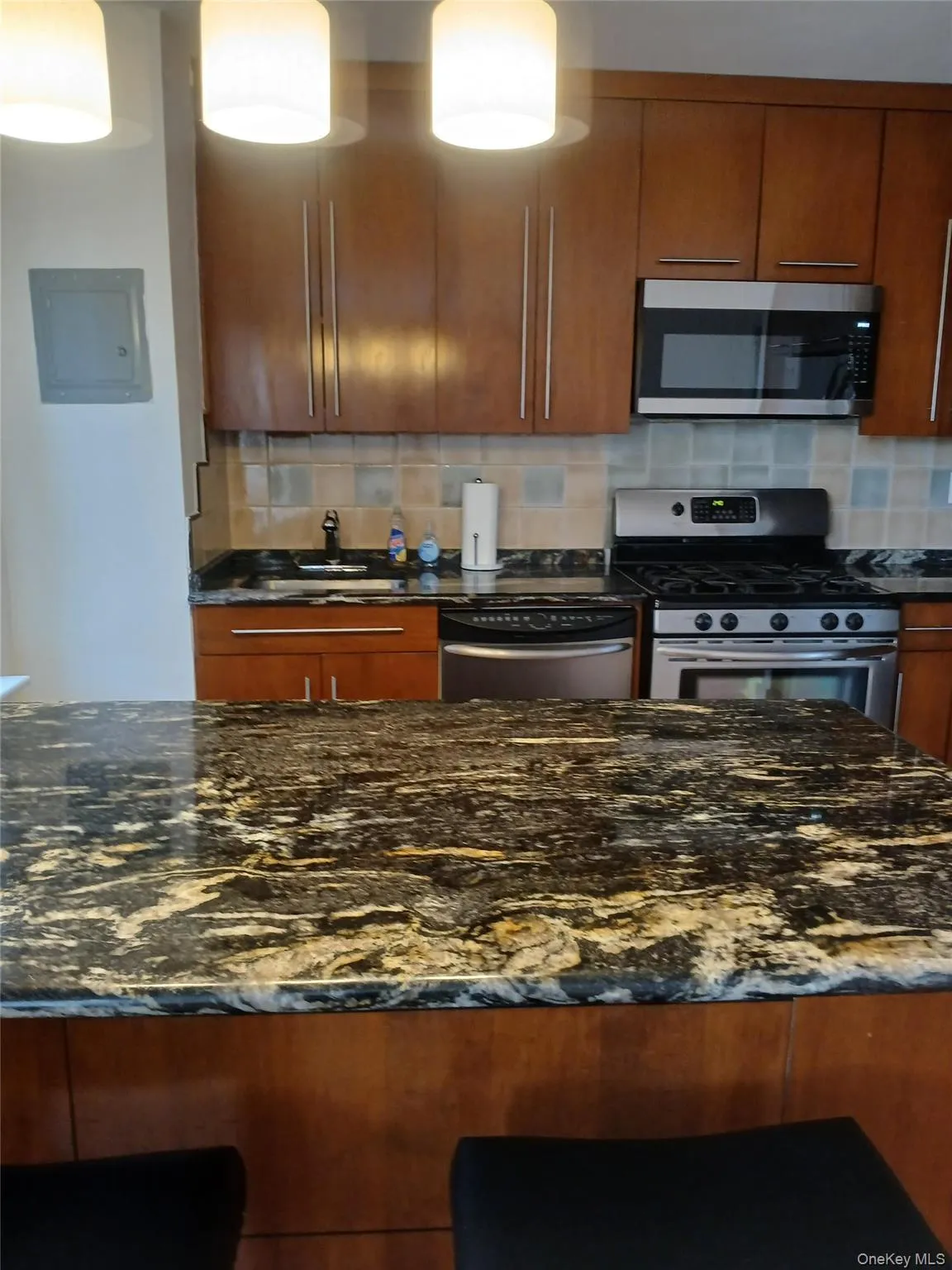 105-33 66 Avenue, New York, NY, 1 Bedroom Bedrooms, 3 Rooms Rooms,1 BathroomBathrooms,Residential Lease,For Rent,66,0,1004829 105-33 66 Avenue, New York, NY, 1 Bedroom Bedrooms, 3 Rooms Rooms,1 BathroomBathrooms,Residential Lease,For Rent,66,0,1004829