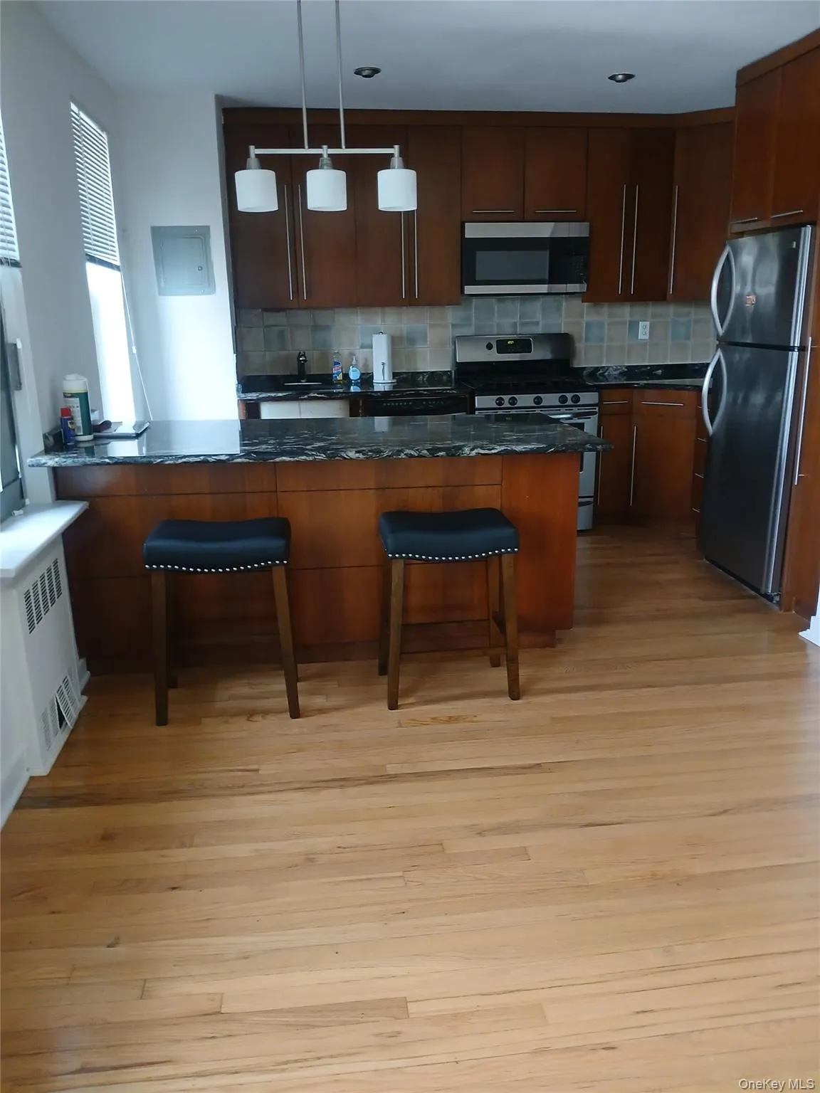 105-33 66 Avenue, New York, NY, 1 Bedroom Bedrooms, 3 Rooms Rooms,1 BathroomBathrooms,Residential Lease,For Rent,66,0,1004829 105-33 66 Avenue, New York, NY, 1 Bedroom Bedrooms, 3 Rooms Rooms,1 BathroomBathrooms,Residential Lease,For Rent,66,0,1004829