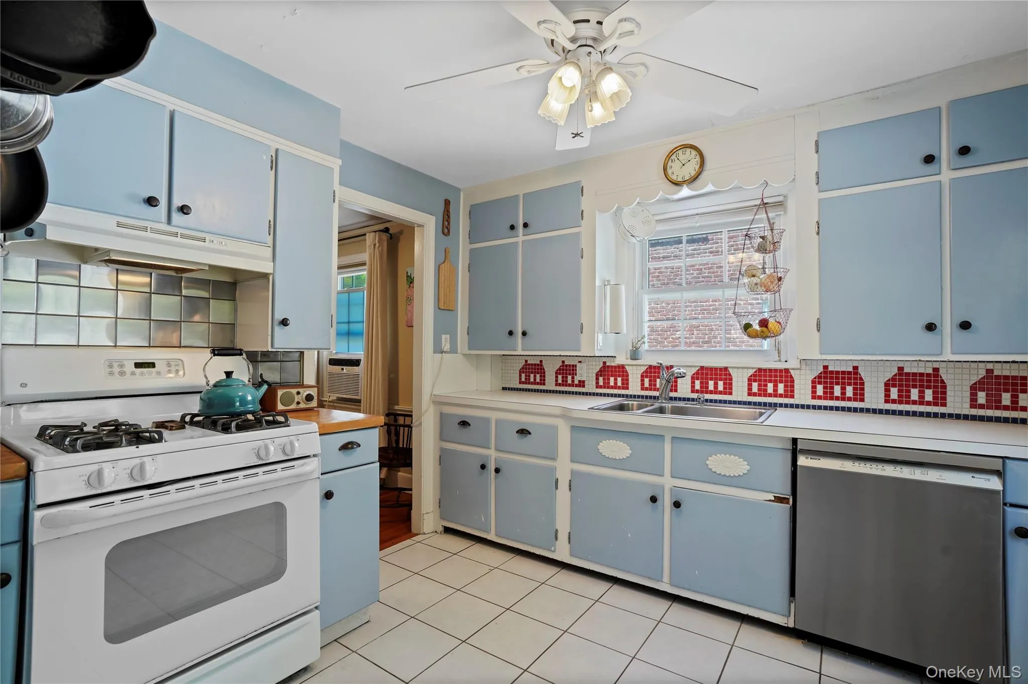 9 Whittier Street, Greenburgh, NY, 2 Bedrooms Bedrooms, 7 Rooms Rooms,2 BathroomsBathrooms,Residential,For Rent,Whittier,0,1004830 9 Whittier Street, Greenburgh, NY, 2 Bedrooms Bedrooms, 7 Rooms Rooms,2 BathroomsBathrooms,Residential,For Rent,Whittier,0,1004830