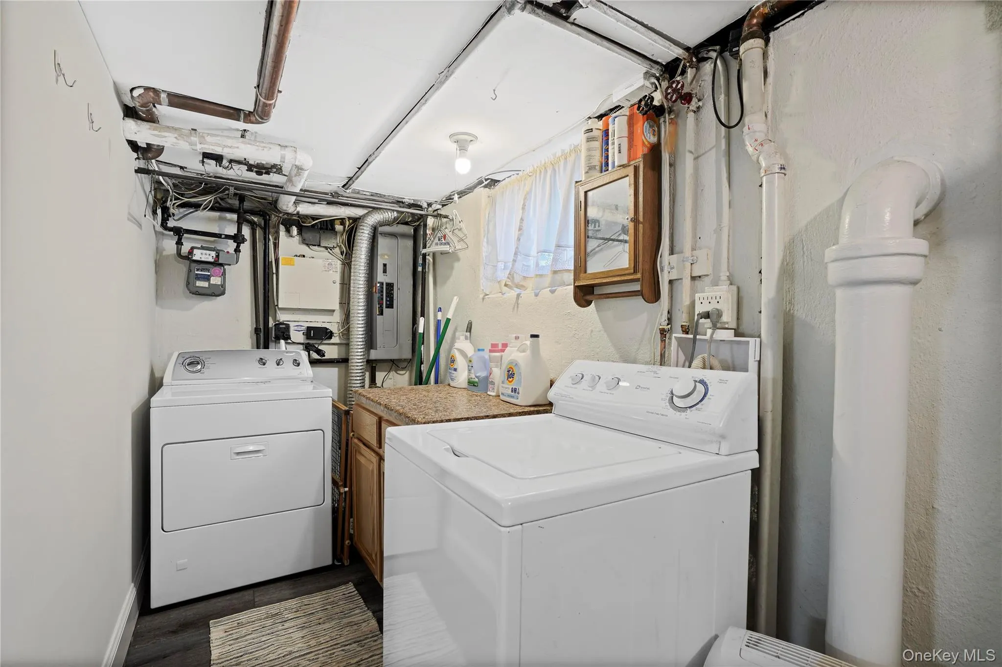 9 Whittier Street, Greenburgh, NY, 2 Bedrooms Bedrooms, 7 Rooms Rooms,2 BathroomsBathrooms,Residential,For Rent,Whittier,0,1004830 9 Whittier Street, Greenburgh, NY, 2 Bedrooms Bedrooms, 7 Rooms Rooms,2 BathroomsBathrooms,Residential,For Rent,Whittier,0,1004830