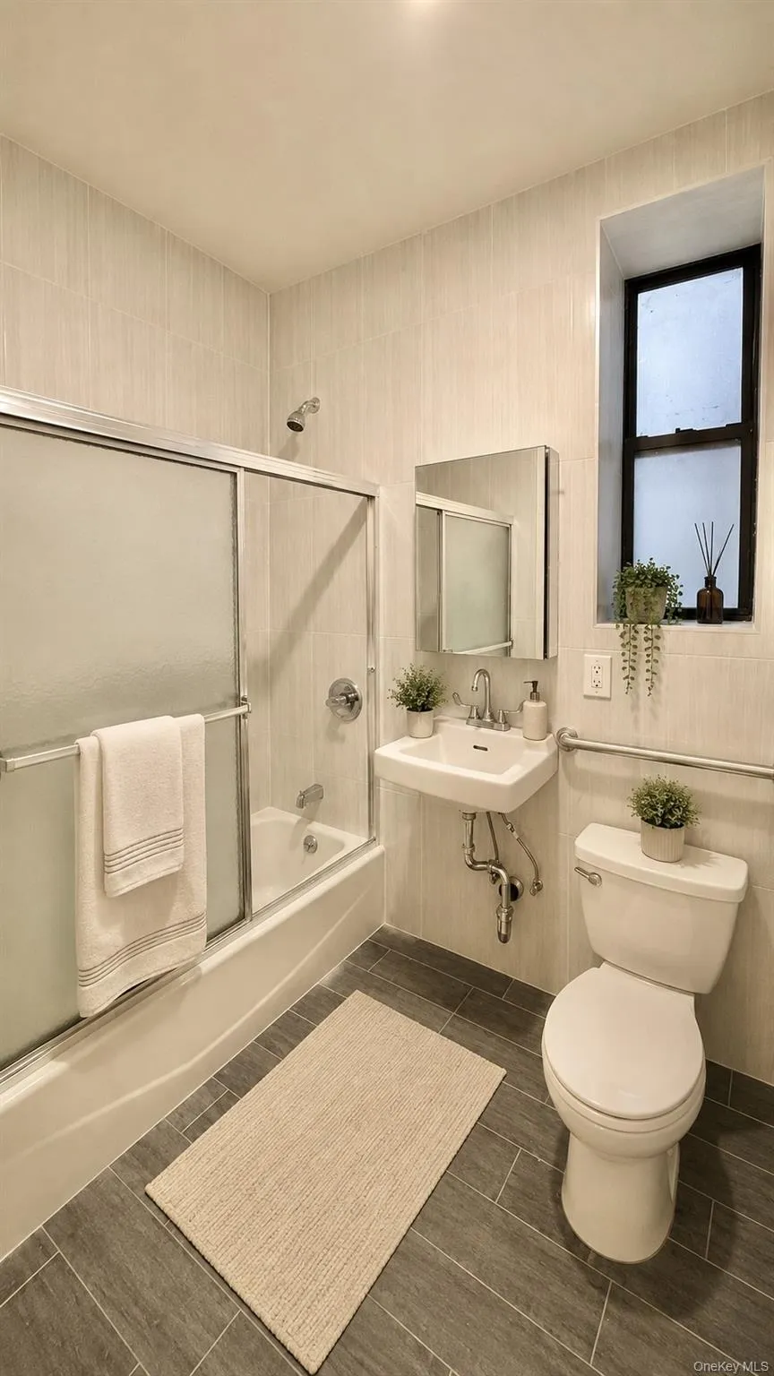 10015 34th Avenue, New York, NY, 1 Bedroom Bedrooms, 4 Rooms Rooms,1 BathroomBathrooms,Residential Lease,For Rent,34th,0,1004835 10015 34th Avenue, New York, NY, 1 Bedroom Bedrooms, 4 Rooms Rooms,1 BathroomBathrooms,Residential Lease,For Rent,34th,0,1004835