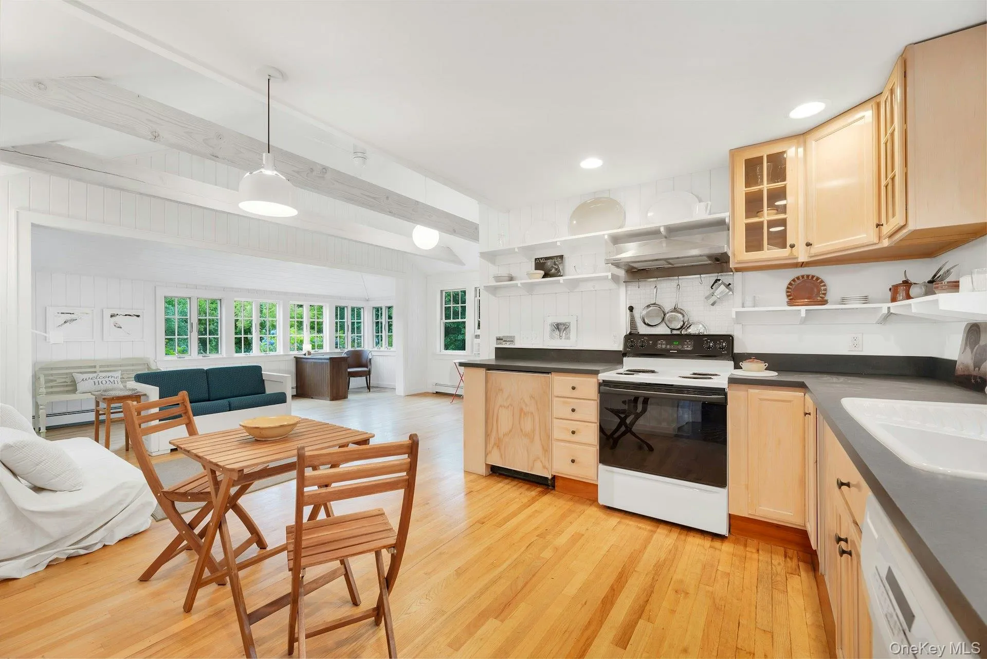 1100 7th Street, Southold, NY, 1 Bedroom Bedrooms, 4 Rooms Rooms,1 BathroomBathrooms,Residential,For Rent,7th,0,1004839 1100 7th Street, Southold, NY, 1 Bedroom Bedrooms, 4 Rooms Rooms,1 BathroomBathrooms,Residential,For Rent,7th,0,1004839