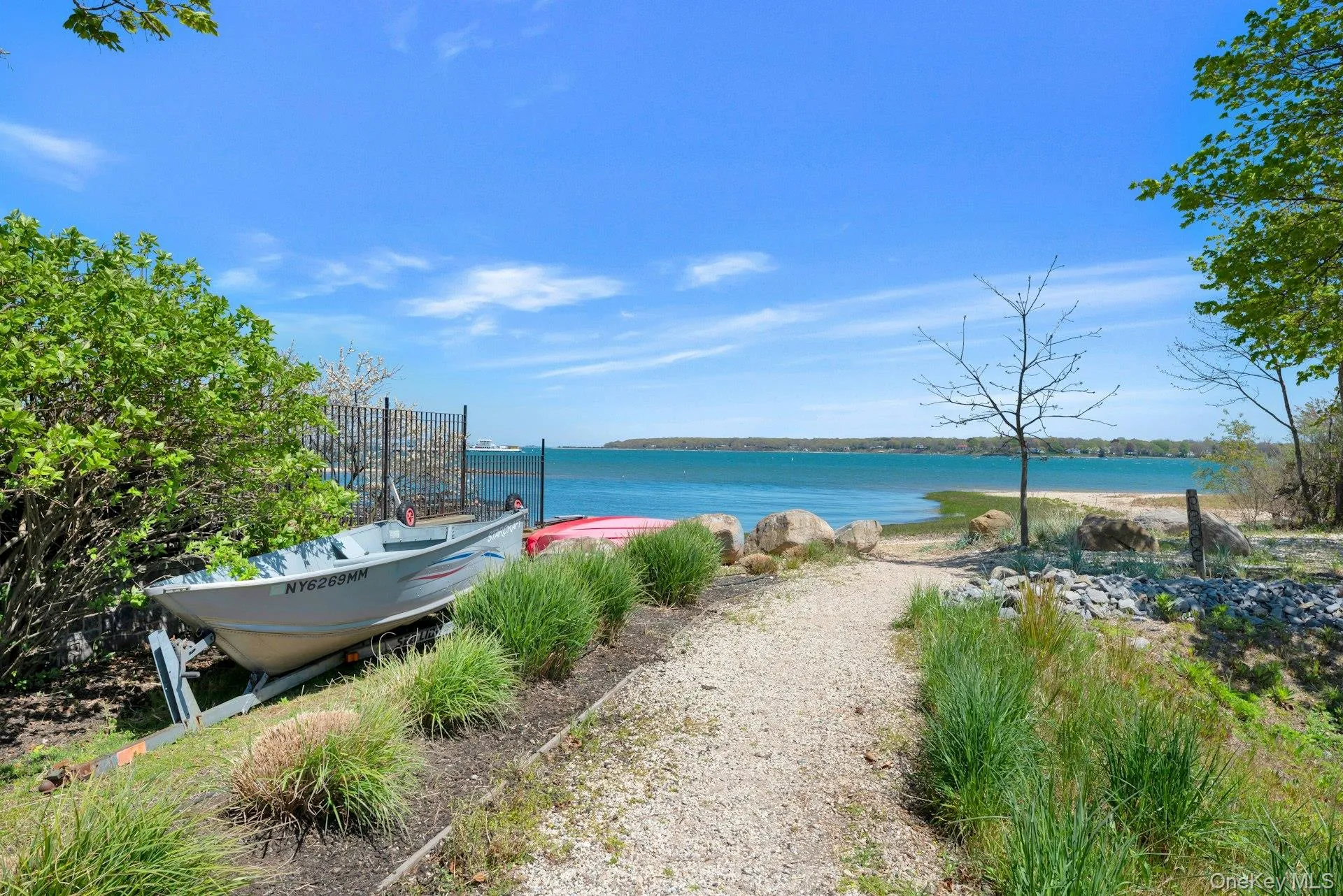 1100 7th Street, Southold, NY, 1 Bedroom Bedrooms, 4 Rooms Rooms,1 BathroomBathrooms,Residential,For Rent,7th,0,1004839 1100 7th Street, Southold, NY, 1 Bedroom Bedrooms, 4 Rooms Rooms,1 BathroomBathrooms,Residential,For Rent,7th,0,1004839
