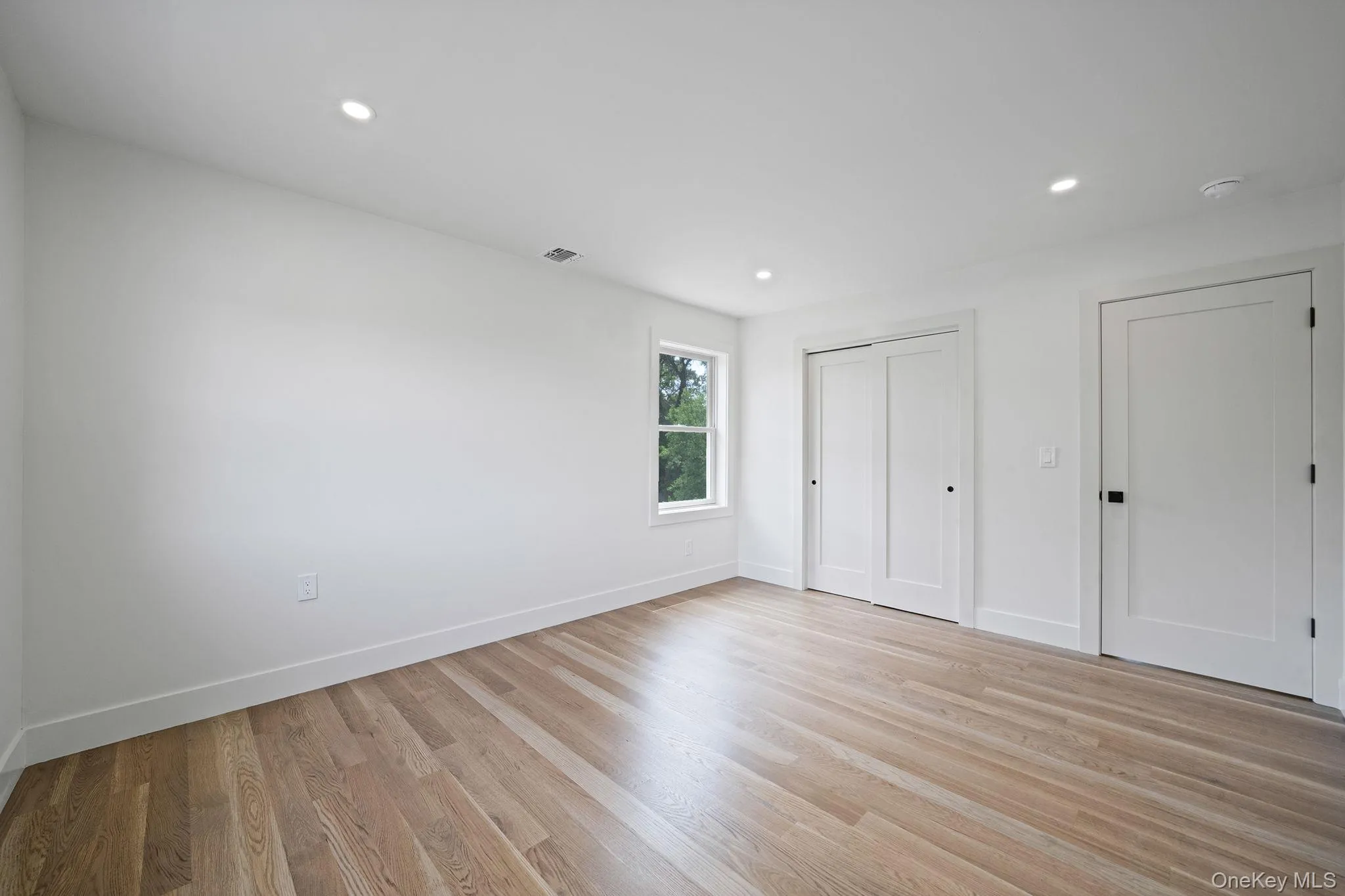100 Bieselin Road, Brookhaven, NY, 4 Bedrooms Bedrooms, 8 Rooms Rooms,2 BathroomsBathrooms,Residential,For Rent,Bieselin,0,1004840 100 Bieselin Road, Brookhaven, NY, 4 Bedrooms Bedrooms, 8 Rooms Rooms,2 BathroomsBathrooms,Residential,For Rent,Bieselin,0,1004840