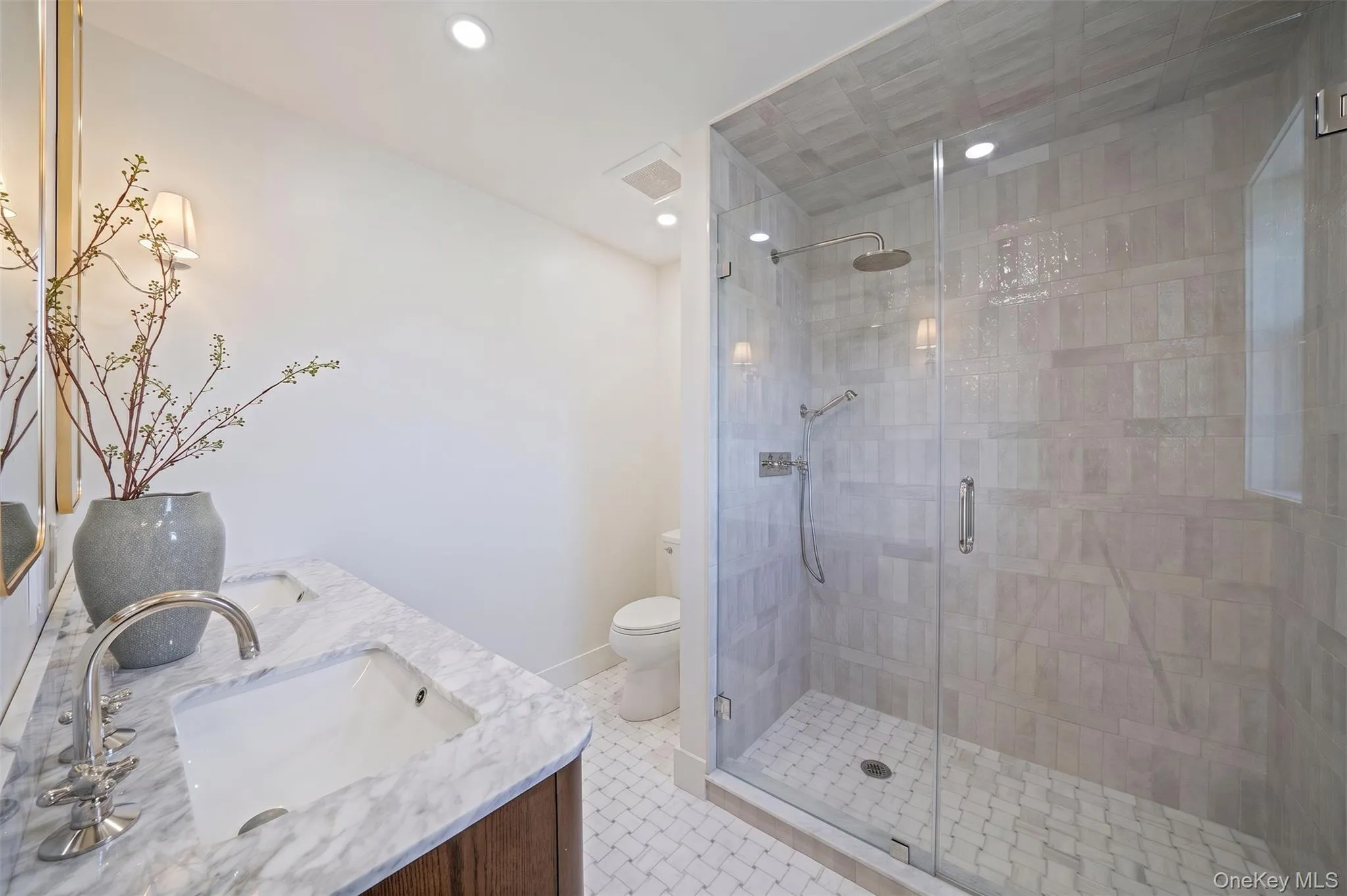 100 Bieselin Road, Brookhaven, NY, 4 Bedrooms Bedrooms, 8 Rooms Rooms,2 BathroomsBathrooms,Residential,For Rent,Bieselin,0,1004840 100 Bieselin Road, Brookhaven, NY, 4 Bedrooms Bedrooms, 8 Rooms Rooms,2 BathroomsBathrooms,Residential,For Rent,Bieselin,0,1004840