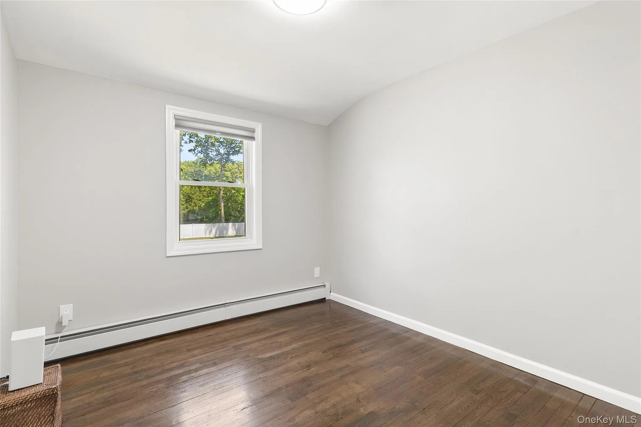 17 Lolly Lane, Brookhaven, NY, 3 Bedrooms Bedrooms, 8 Rooms Rooms,1 BathroomBathrooms,Residential,For Rent,Lolly,0,1004841 17 Lolly Lane, Brookhaven, NY, 3 Bedrooms Bedrooms, 8 Rooms Rooms,1 BathroomBathrooms,Residential,For Rent,Lolly,0,1004841