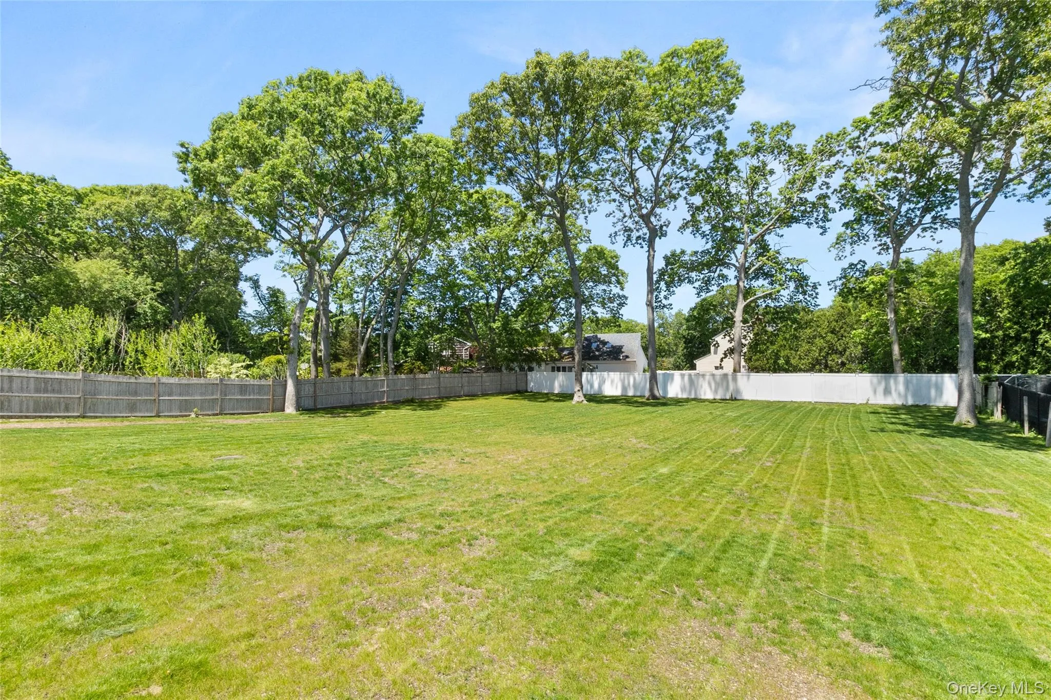 17 Lolly Lane, Brookhaven, NY, 3 Bedrooms Bedrooms, 8 Rooms Rooms,1 BathroomBathrooms,Residential,For Rent,Lolly,0,1004841 17 Lolly Lane, Brookhaven, NY, 3 Bedrooms Bedrooms, 8 Rooms Rooms,1 BathroomBathrooms,Residential,For Rent,Lolly,0,1004841