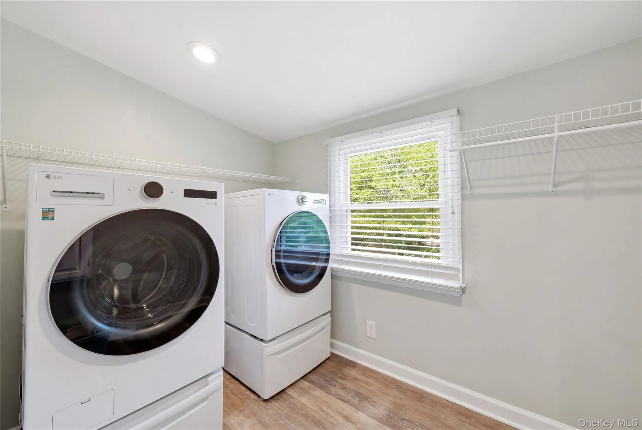 87 Laurel Drive, Oyster Bay, NY, 5 Bedrooms Bedrooms, 9 Rooms Rooms,3 BathroomsBathrooms,Residential,For Rent,Laurel,0,1004842 87 Laurel Drive, Oyster Bay, NY, 5 Bedrooms Bedrooms, 9 Rooms Rooms,3 BathroomsBathrooms,Residential,For Rent,Laurel,0,1004842