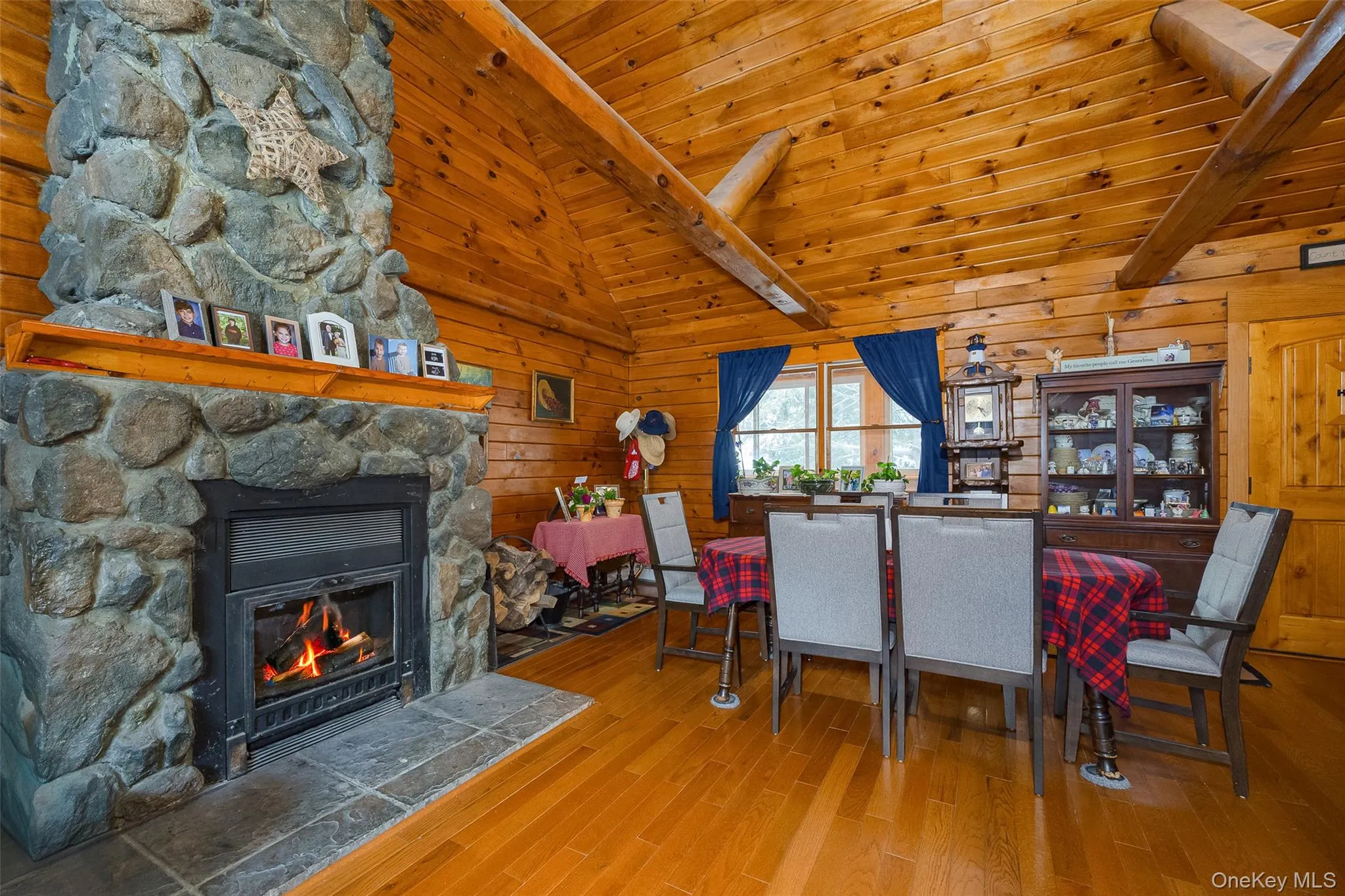 21 Old Town Road, Fishkill, NY, 3 Bedrooms Bedrooms, 12 Rooms Rooms,3 BathroomsBathrooms,Residential,For Rent,Old Town,0,1004846 21 Old Town Road, Fishkill, NY, 3 Bedrooms Bedrooms, 12 Rooms Rooms,3 BathroomsBathrooms,Residential,For Rent,Old Town,0,1004846