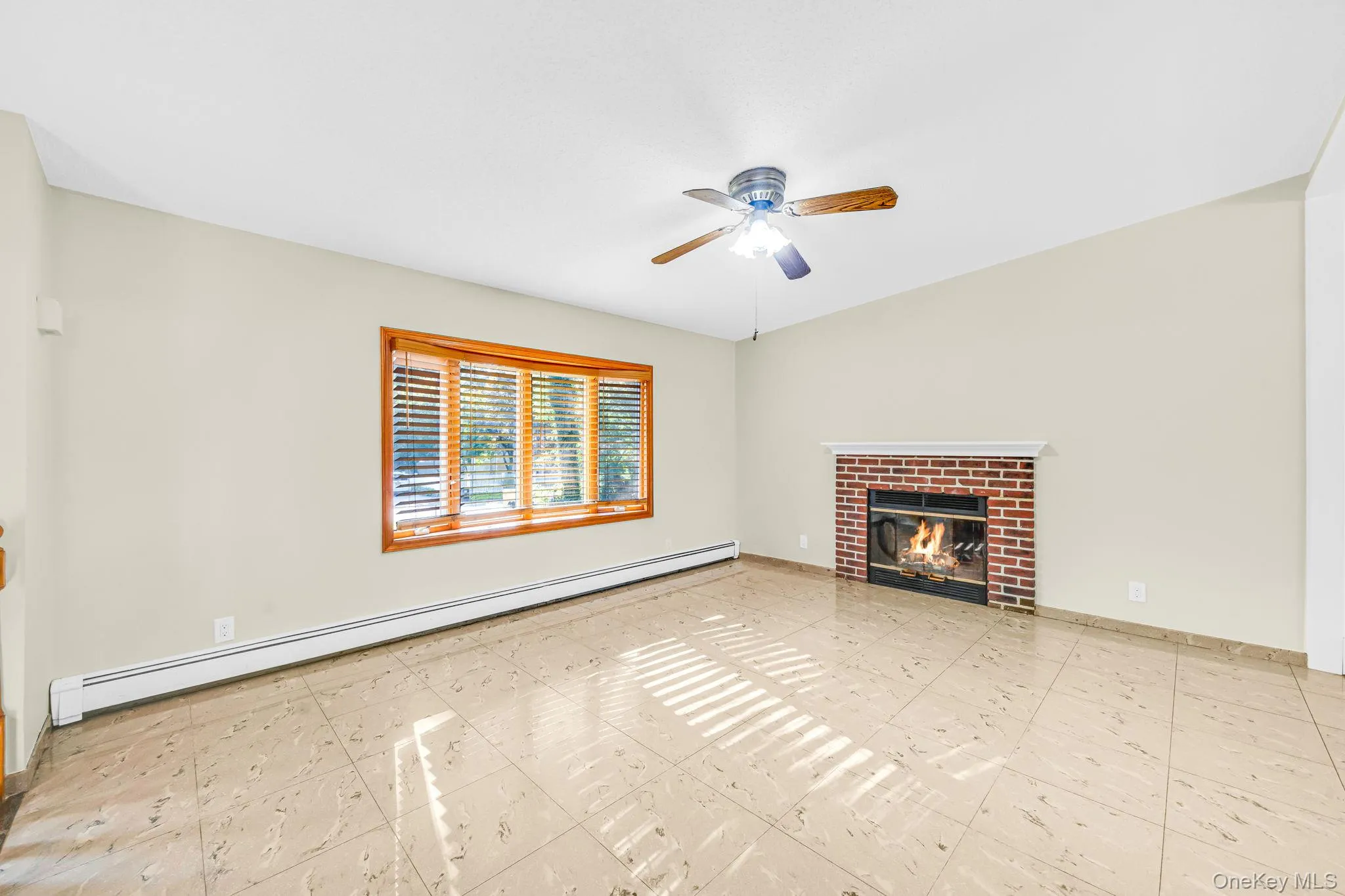 28 Strafford Street, Brookhaven, NY, 5 Bedrooms Bedrooms, 10 Rooms Rooms,3 BathroomsBathrooms,Residential,For Rent,Strafford,0,1004847 28 Strafford Street, Brookhaven, NY, 5 Bedrooms Bedrooms, 10 Rooms Rooms,3 BathroomsBathrooms,Residential,For Rent,Strafford,0,1004847